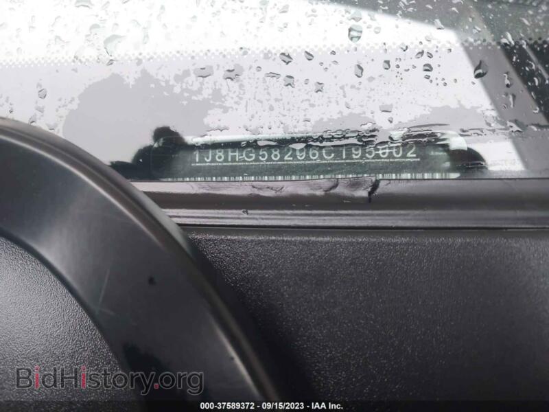 2006 Jeep COMMANDER (VIN 1J8HG58296C195002) — фото 9 из 11