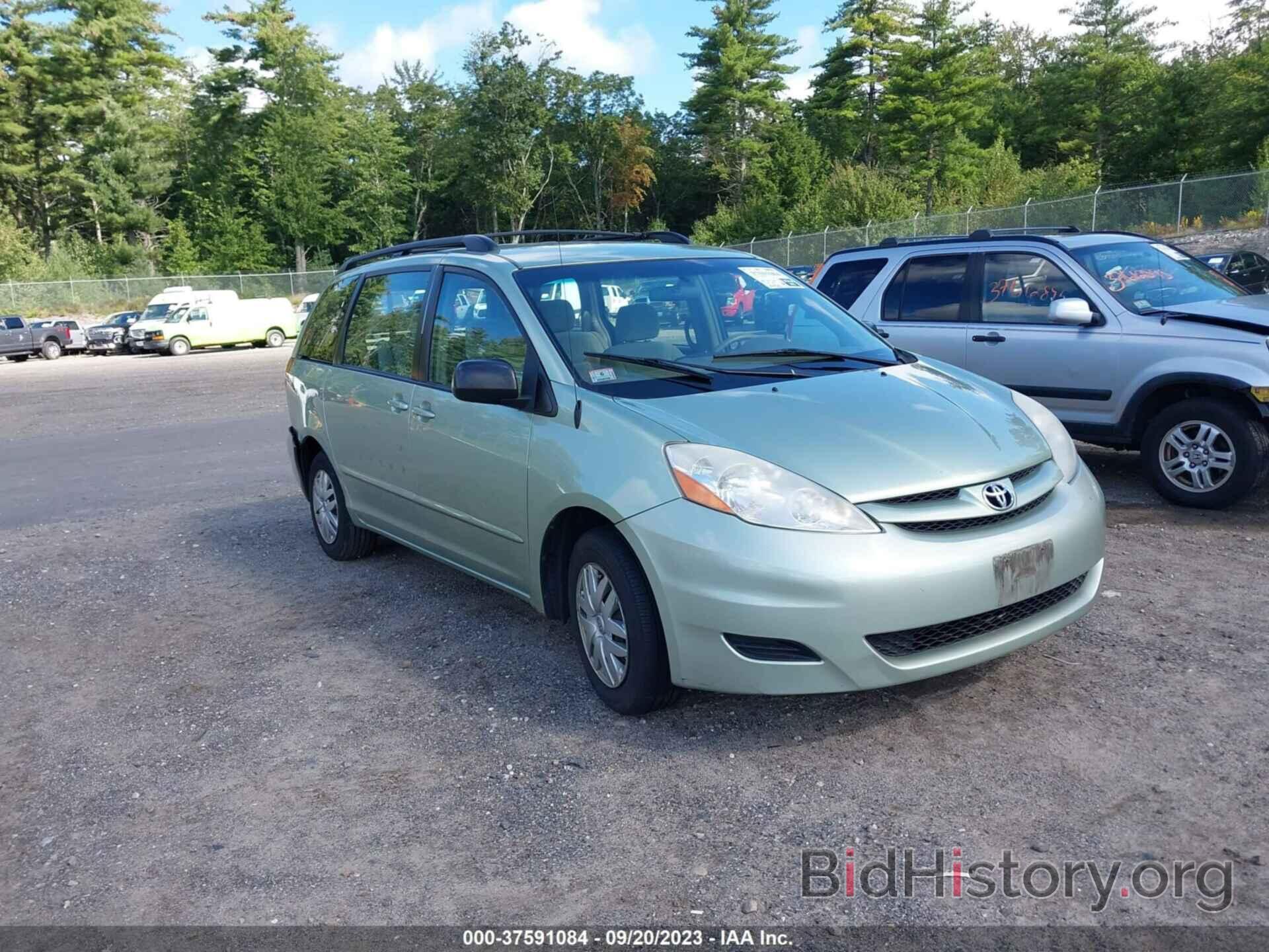 Photo 5TDZK23C78S166138 - TOYOTA SIENNA 2008