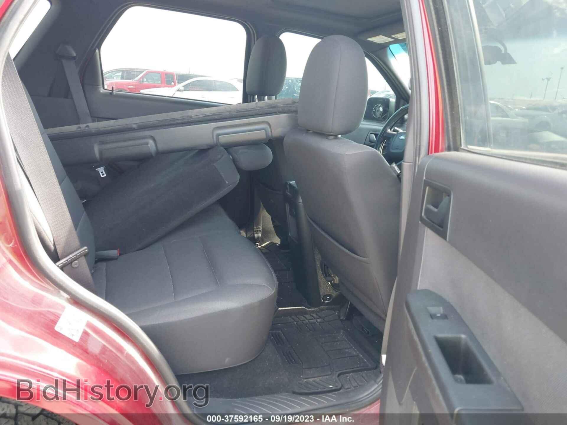 2011 FORD ESCAPE - VIN: 1FMCU0DG0BKA81058 - Фото 8