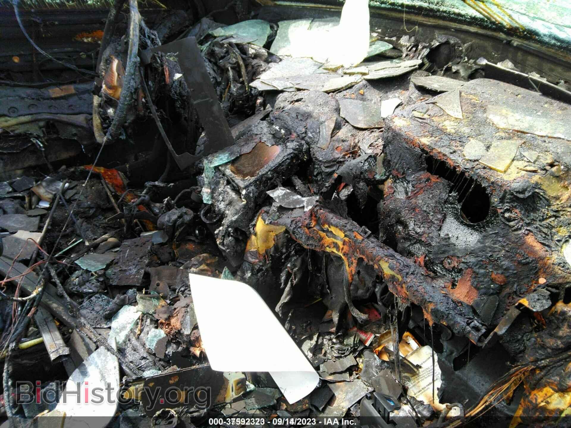 2012 CHRYSLER 300C - VIN: 2C3CCAPT8CH274089 - Фото 5