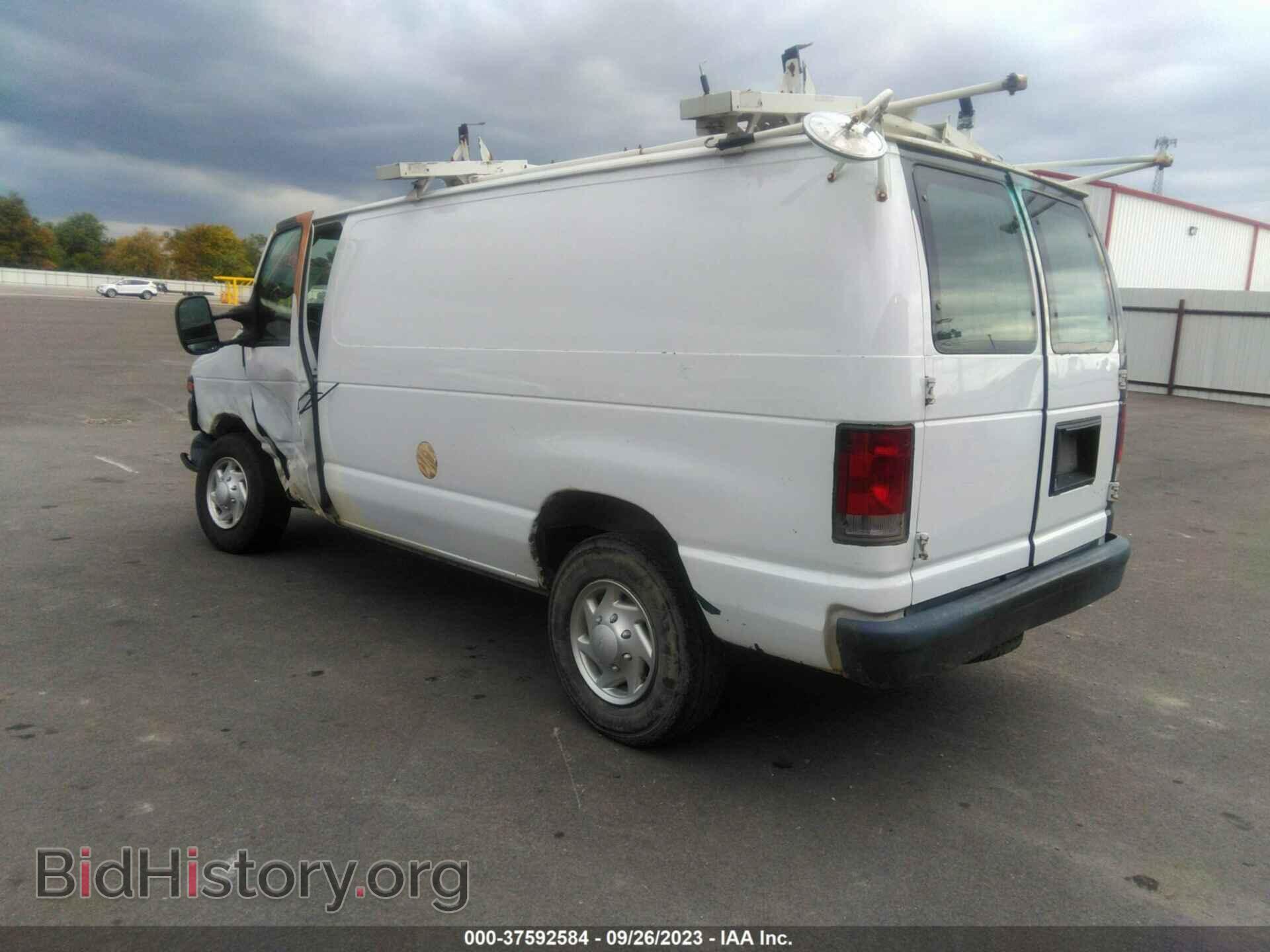 2011 FORD ECONOLINE CARGO VAN - VIN: 1FTNE2EW8BDB04196 - Фото 3