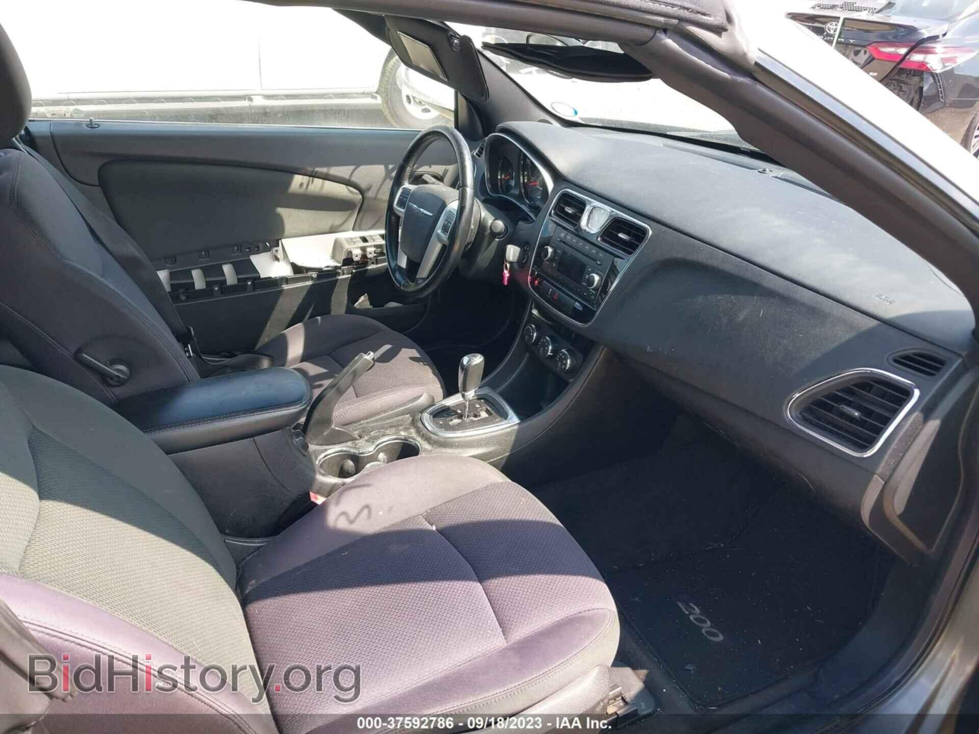 2012 CHRYSLER 200 - VIN: 1C3BCBEB6CN214525 - Фото 5