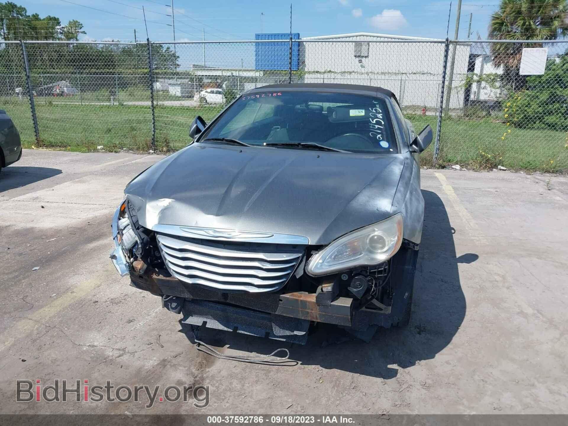 2012 CHRYSLER 200 - VIN: 1C3BCBEB6CN214525 - Фото 6