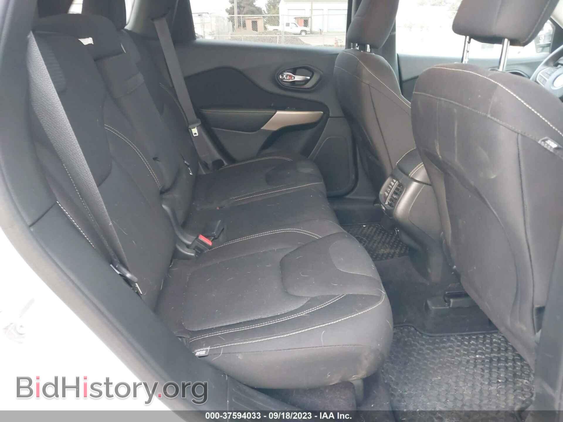 2017 JEEP CHEROKEE - VIN: 1C4PJMCS5HW612879 - Photo 8