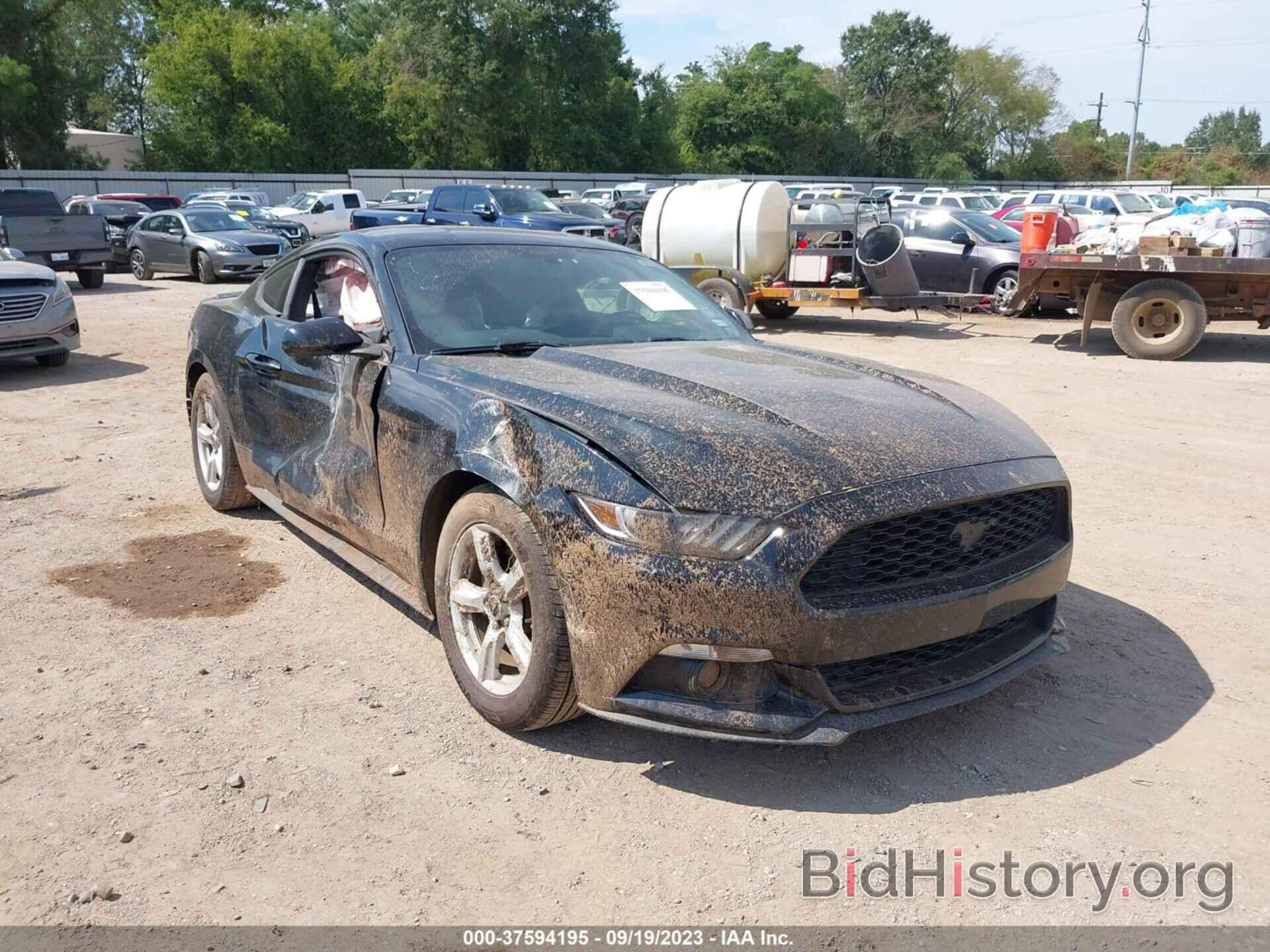 Photo 1FA6P8TH2F5433245 - FORD MUSTANG 2015
