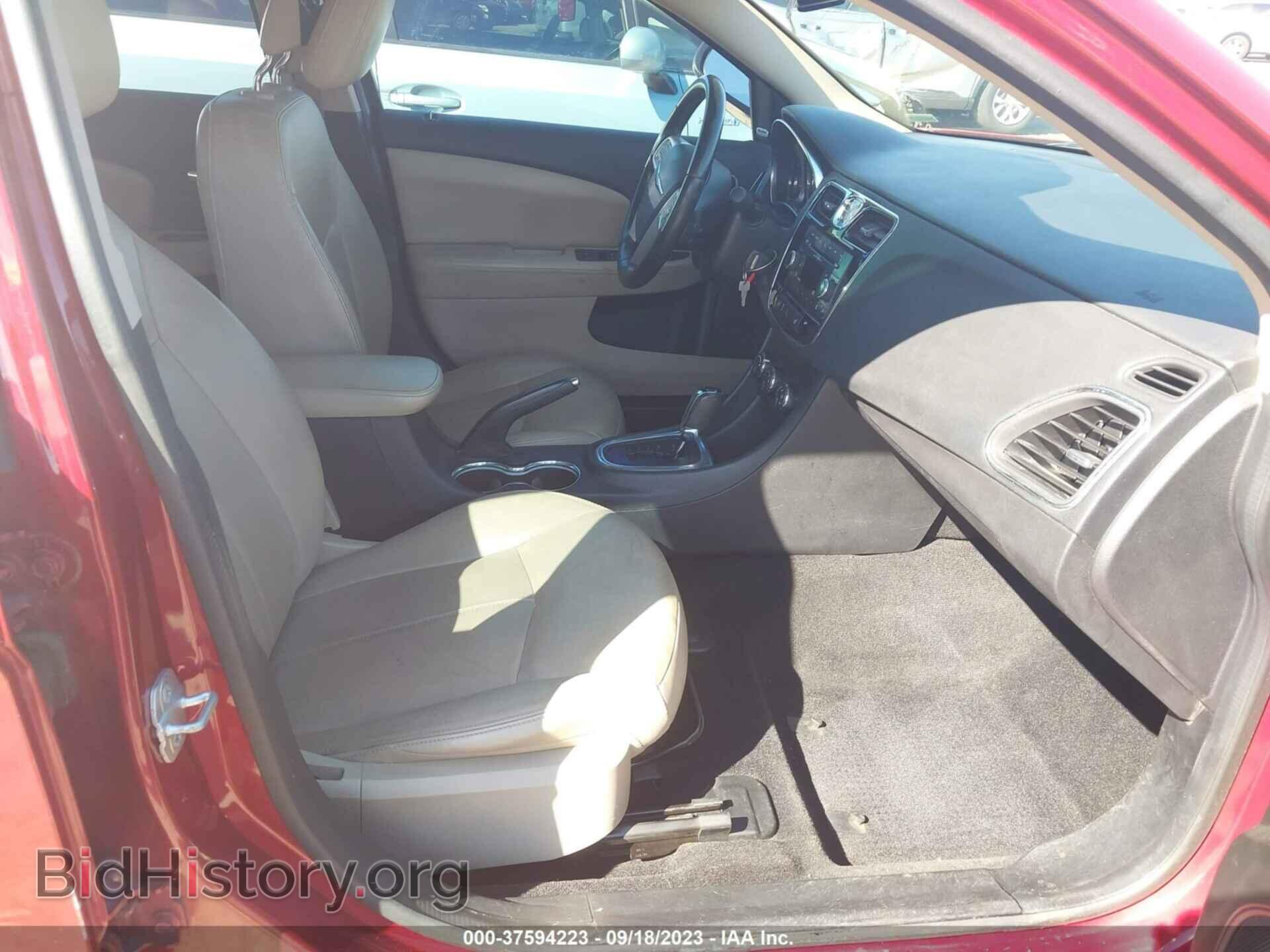 2014 CHRYSLER 200 - VIN: 1C3CCBCG9EN177024 - Фото 5