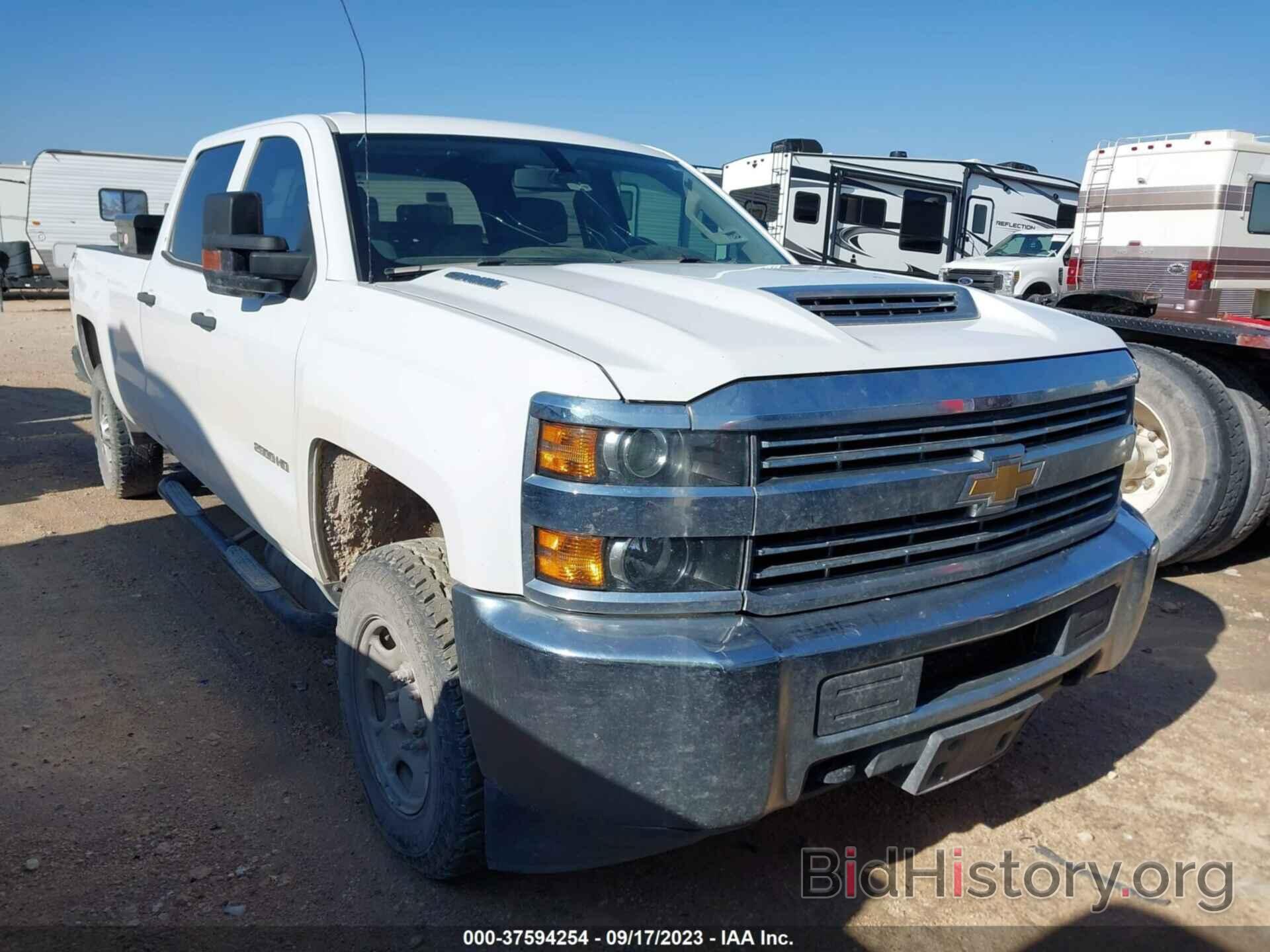 Фотография 1GC1KUEY7JF145488 - CHEVROLET SILVERADO 2500HD 2018