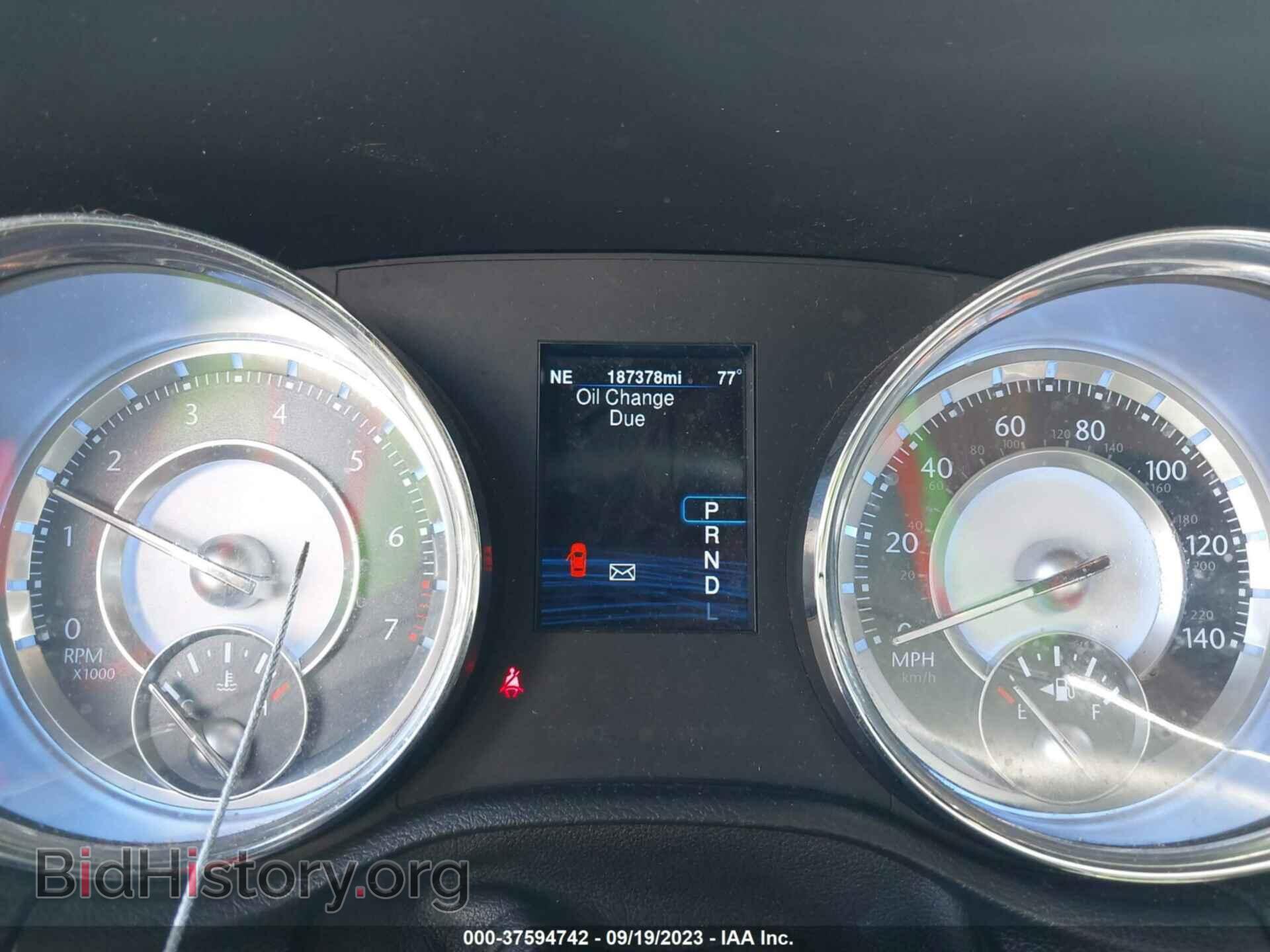 2014 CHRYSLER 300 - VIN: 2C3CCAAG9EH382364 - Фото 7