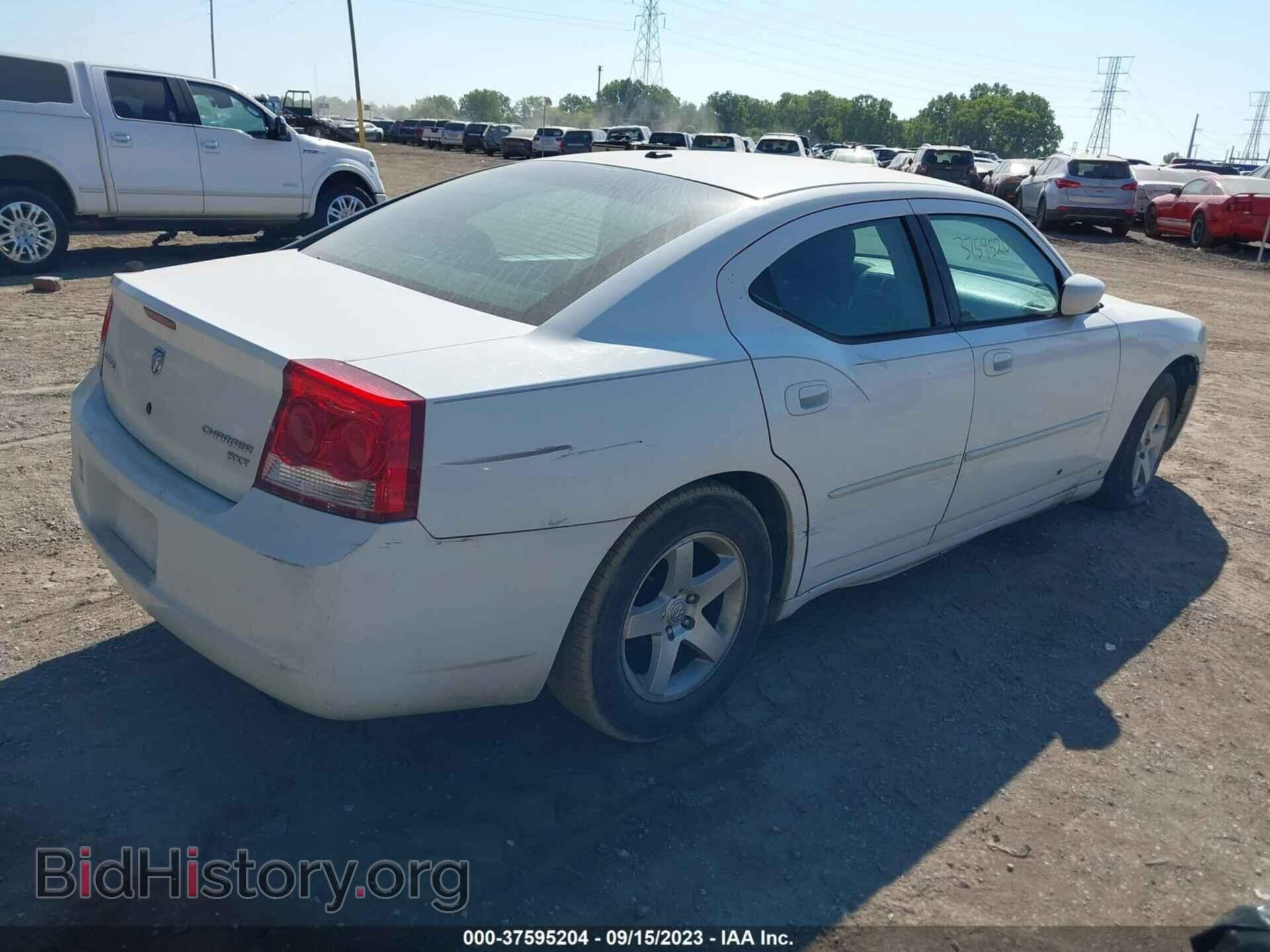2010 DODGE CHARGER - VIN: 2B3CA3CV2AH276648 - Фото 4