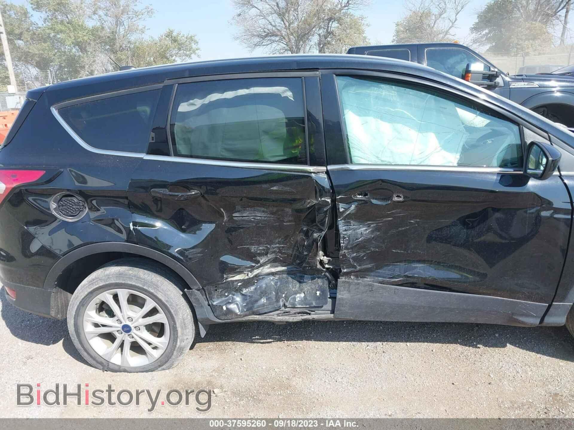 2017 FORD ESCAPE - VIN: 1FMCU9GD7HUB82603 - Фото 6