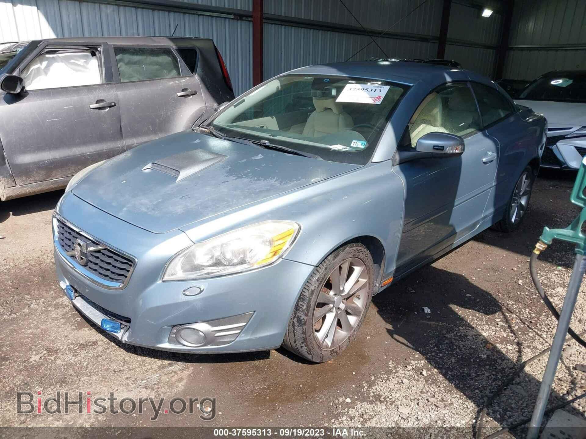 2012 VOLVO C70 - VIN: YV1672MC7CJ124166 - Photo 2