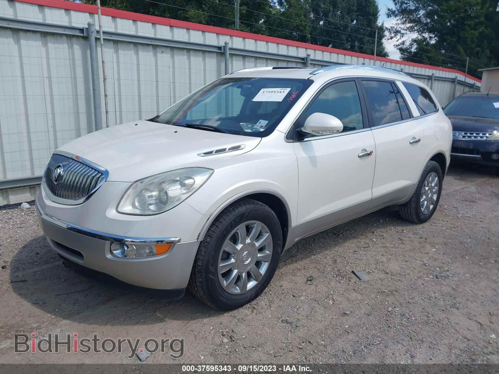 2012 BUICK ENCLAVE - VIN: 5GAKRDED6CJ389695 - Фото 2