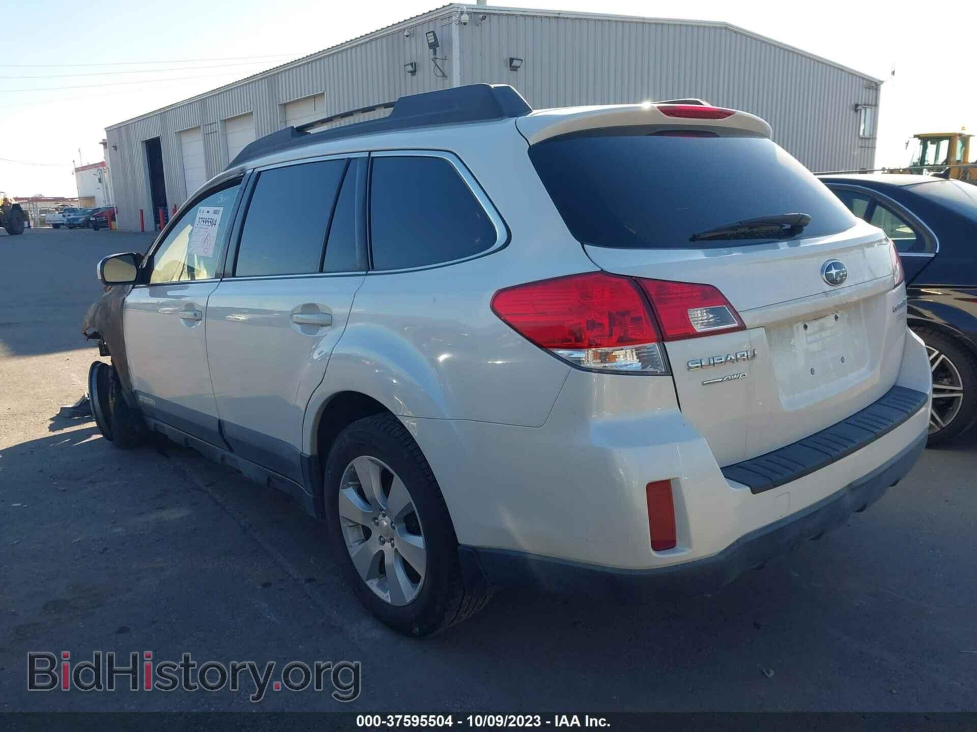 2010 SUBARU OUTBACK - VIN: 4S4BRBCC8A3322767 - Фото 3