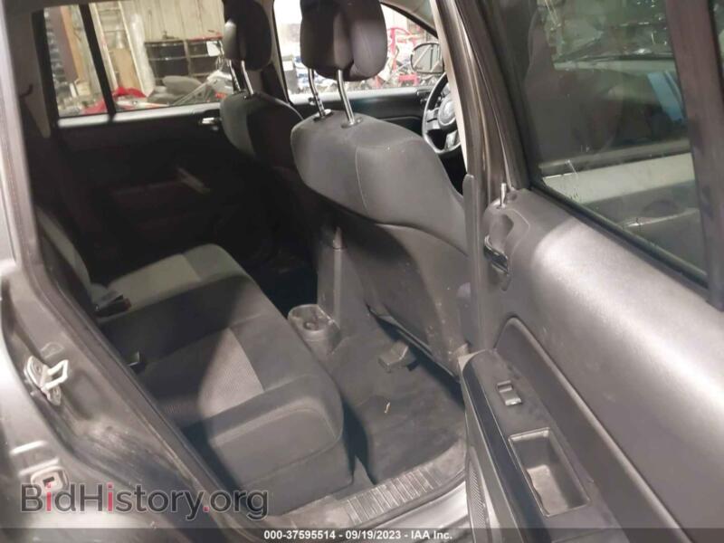 2012 Jeep COMPASS (VIN 1C4NJDBB4CD559752) — фото 8 из 11