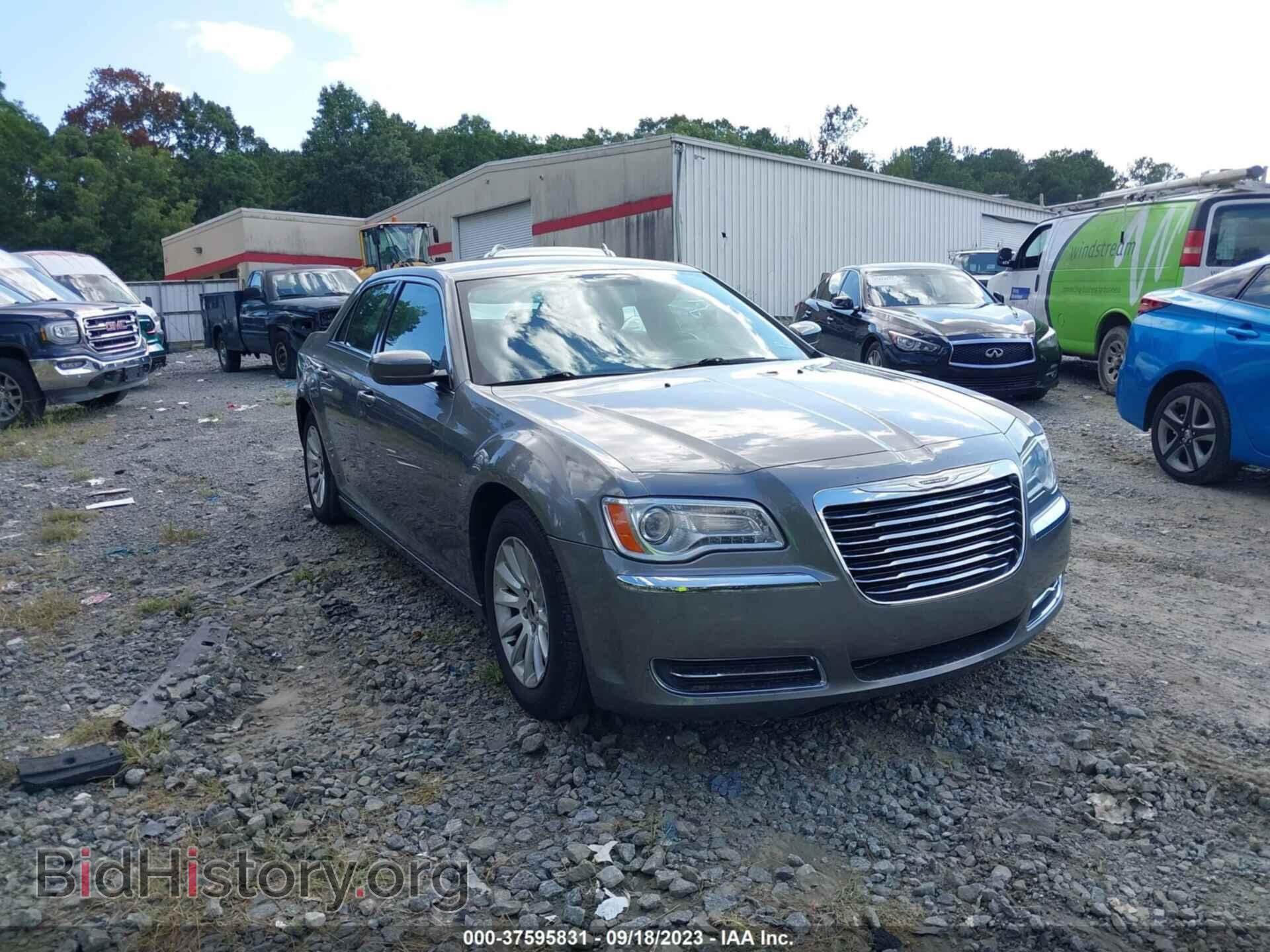 Фотография 2C3CCAAG2CH312850 - CHRYSLER 300 2012
