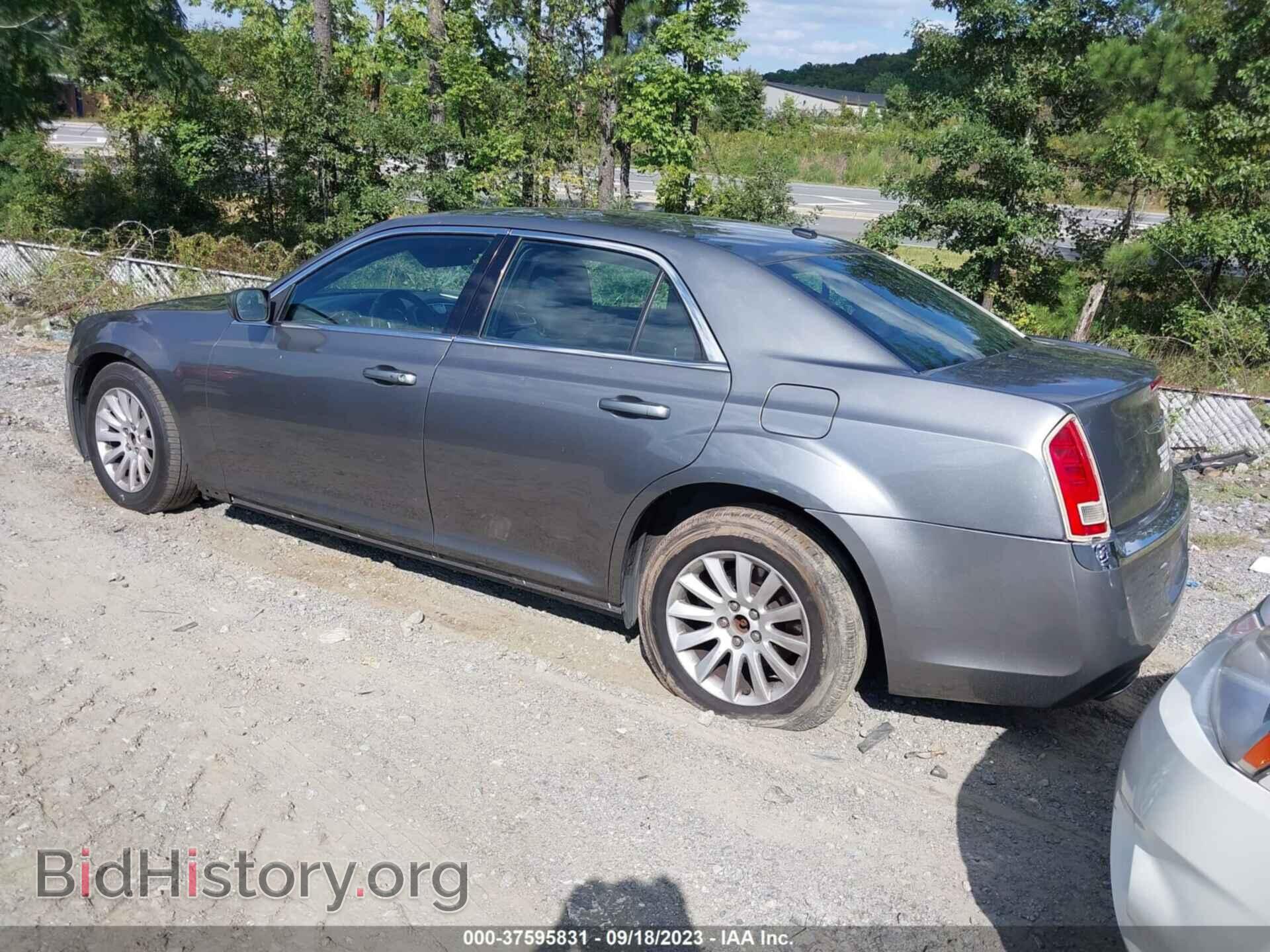 2012 CHRYSLER 300 - VIN: 2C3CCAAG2CH312850 - Photo 3