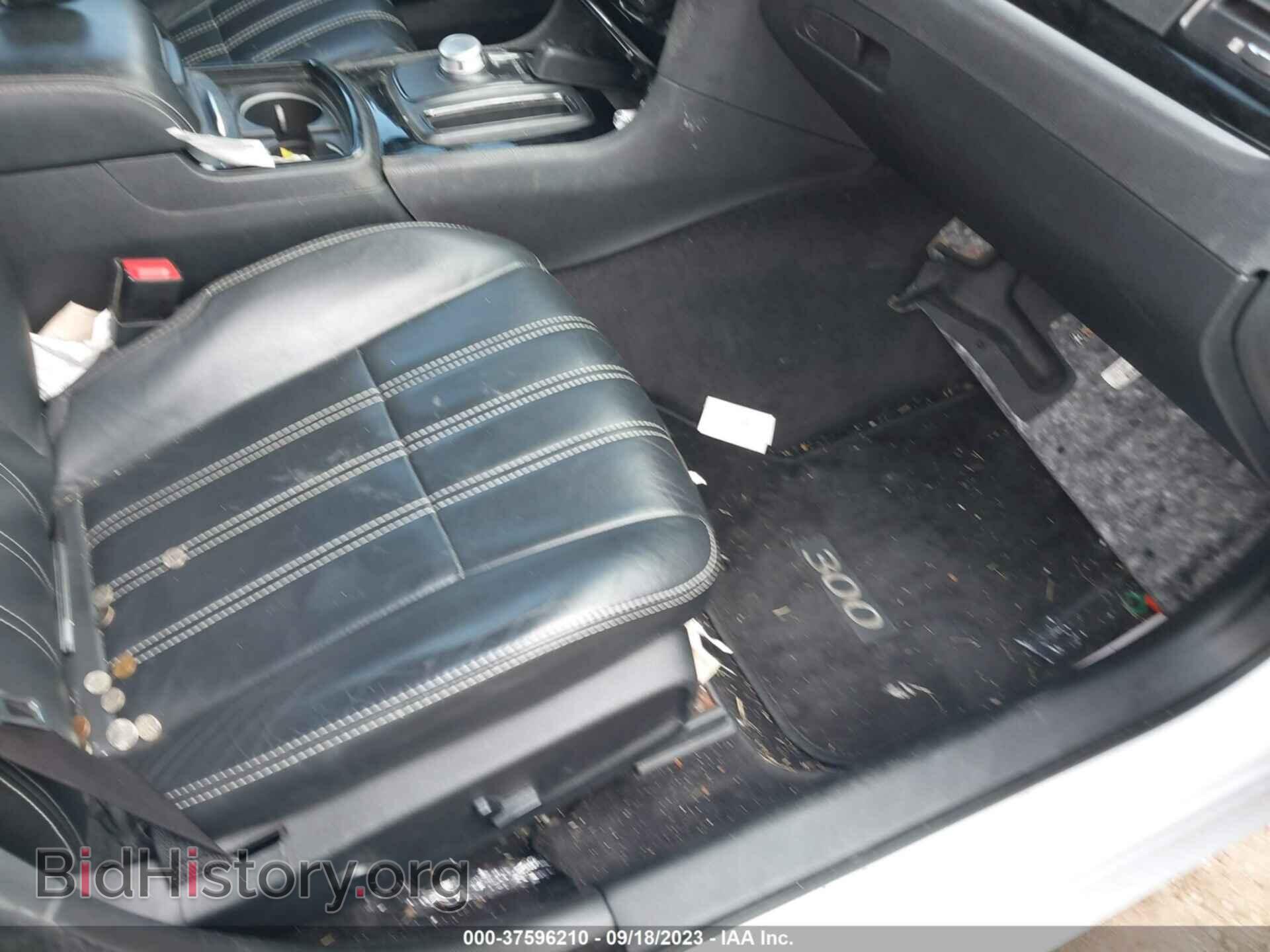 2017 CHRYSLER 300 - VIN: 2C3CCAGGXHH508324 - Фото 5