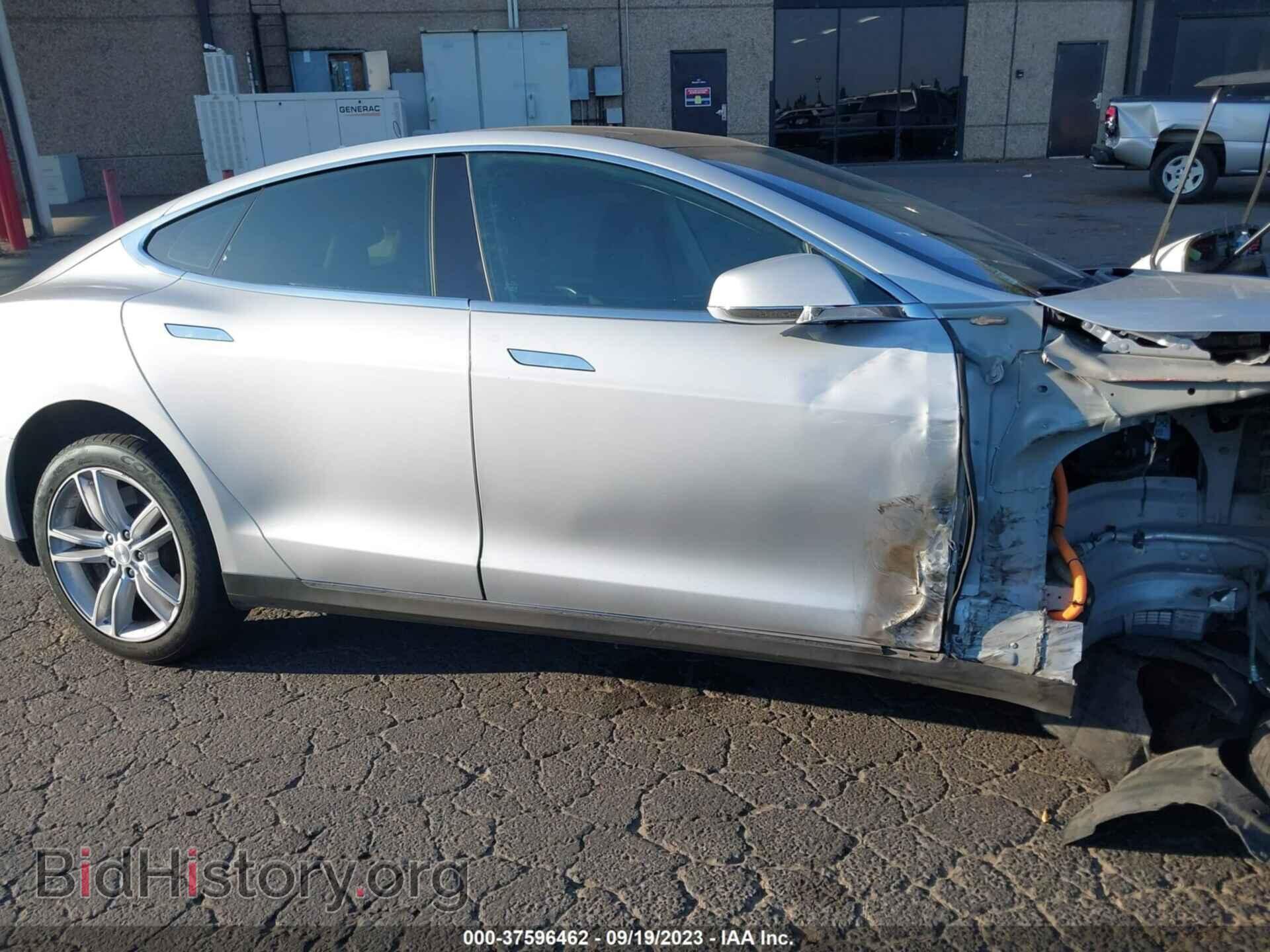 2015 TESLA MODEL S - VIN: 5YJSA1E11FF112166 - Photo 12