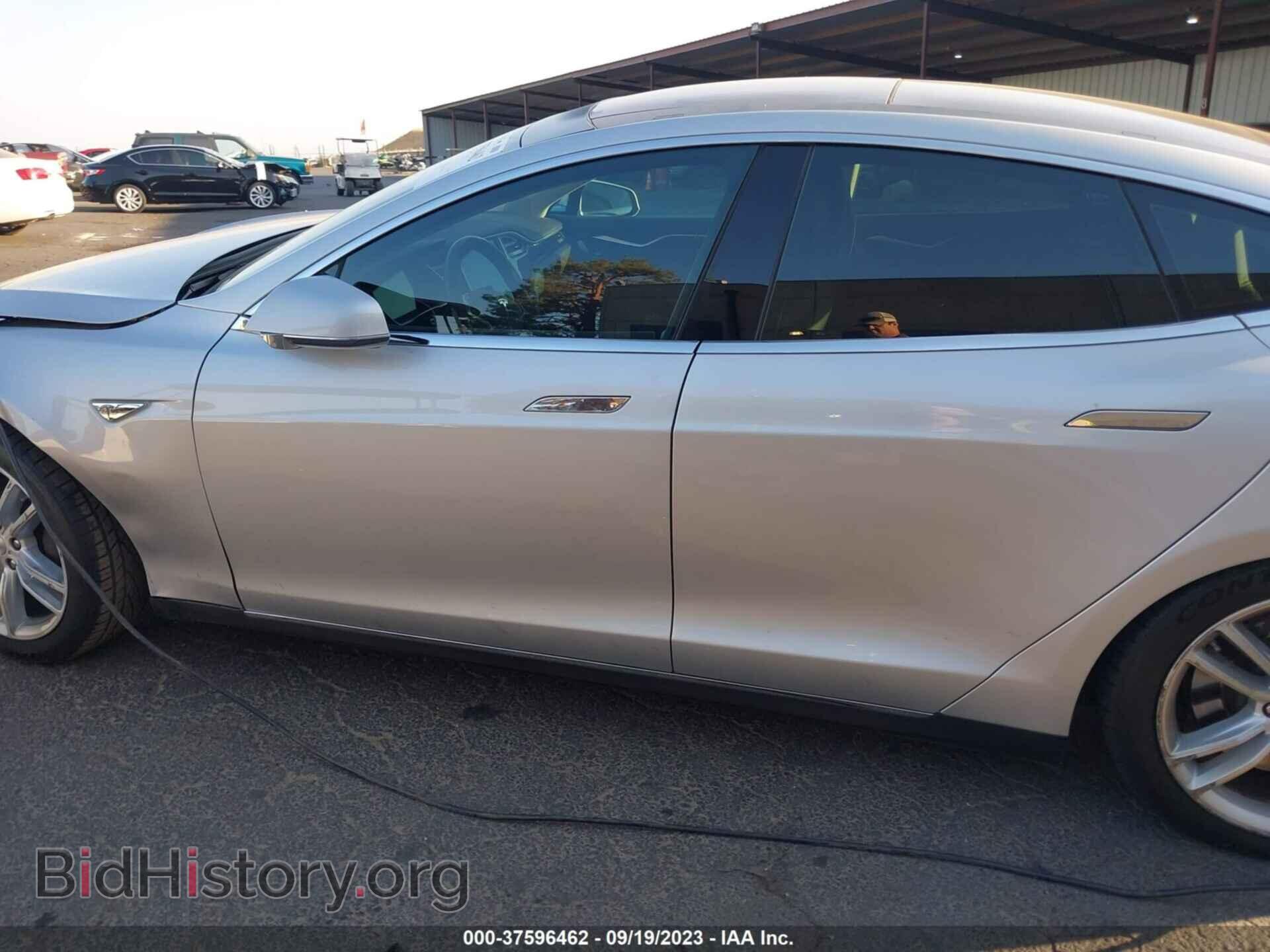 2015 TESLA MODEL S - VIN: 5YJSA1E11FF112166 - Photo 13