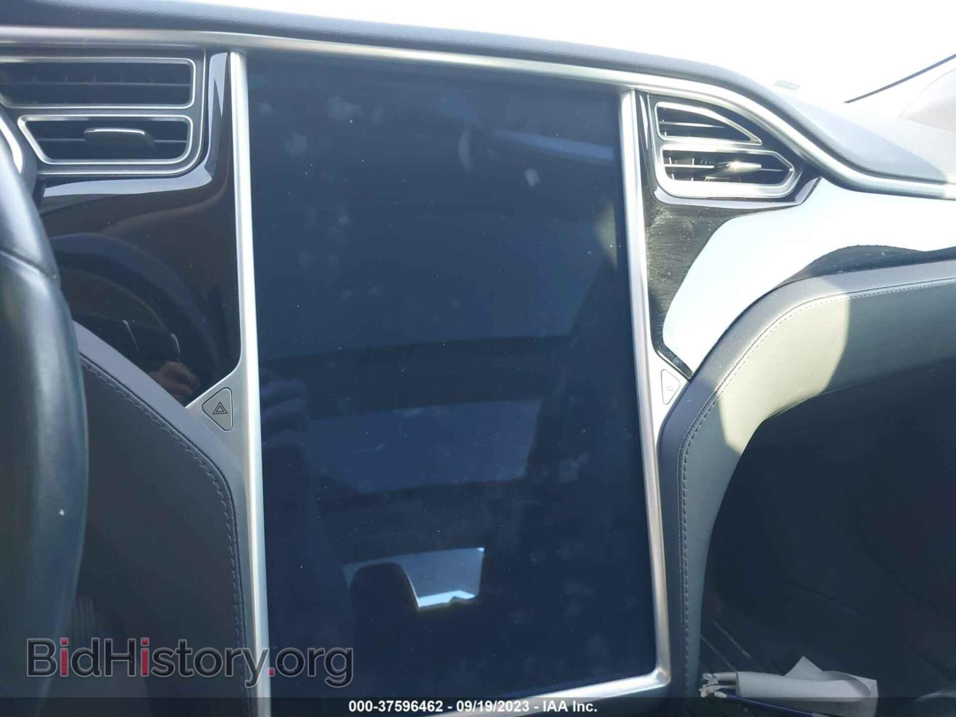 2015 TESLA MODEL S - VIN: 5YJSA1E11FF112166 - Photo 7