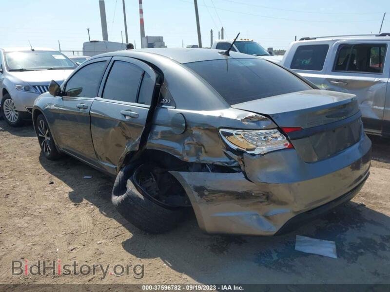 2013 Chrysler 200 (VIN 1C3CCBBB7DN600462) — photo 3 of 16
