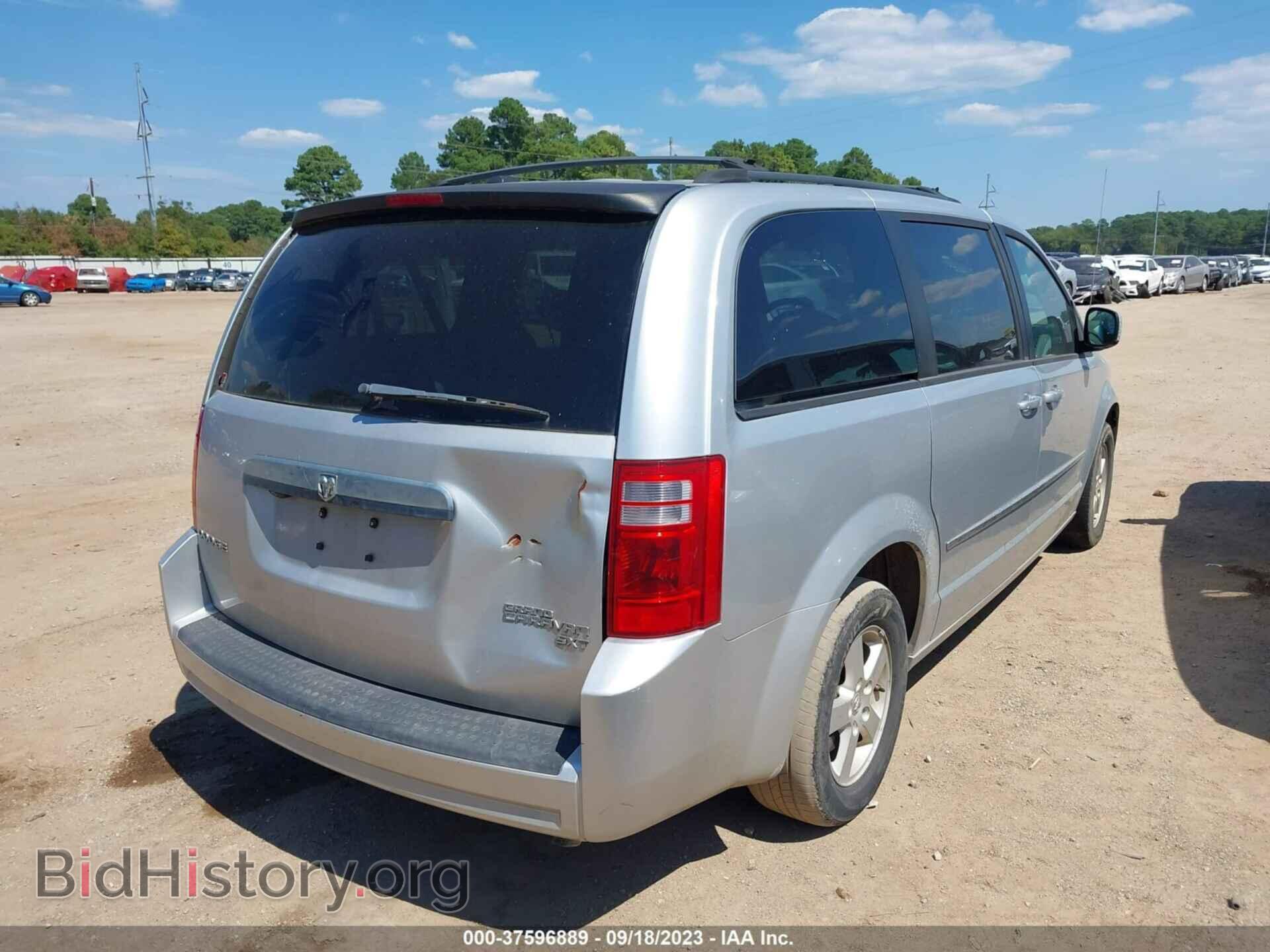 2010 DODGE GRAND CARAVAN - VIN: 2D4RN5D17AR420647 - Фото 4