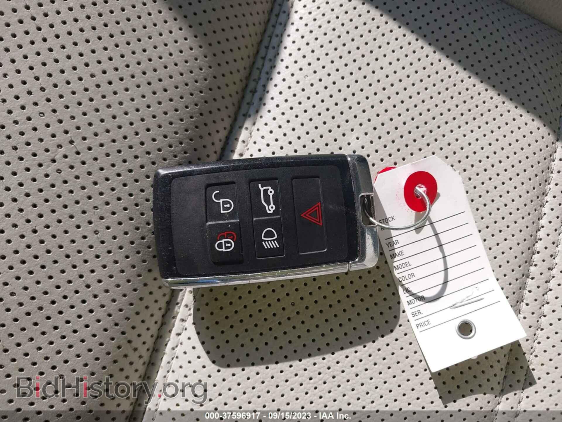 2020 JAGUAR E-PACE - VIN: SADFK2FX2L1Z88308 - Photo 11