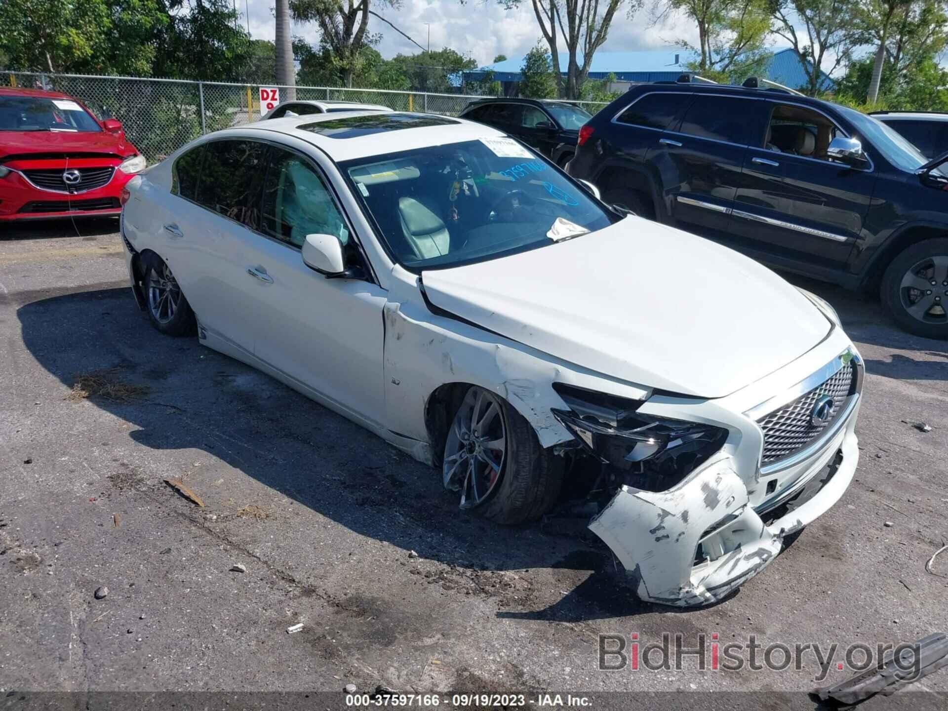 Photo JN1BV7AR4FM411440 - INFINITI Q50 2015