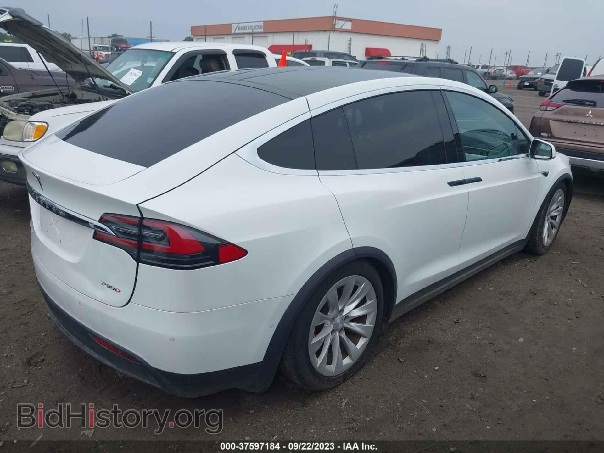 2016 TESLA MODEL X - VIN: 5YJXCAE41GF000267 - Photo 4