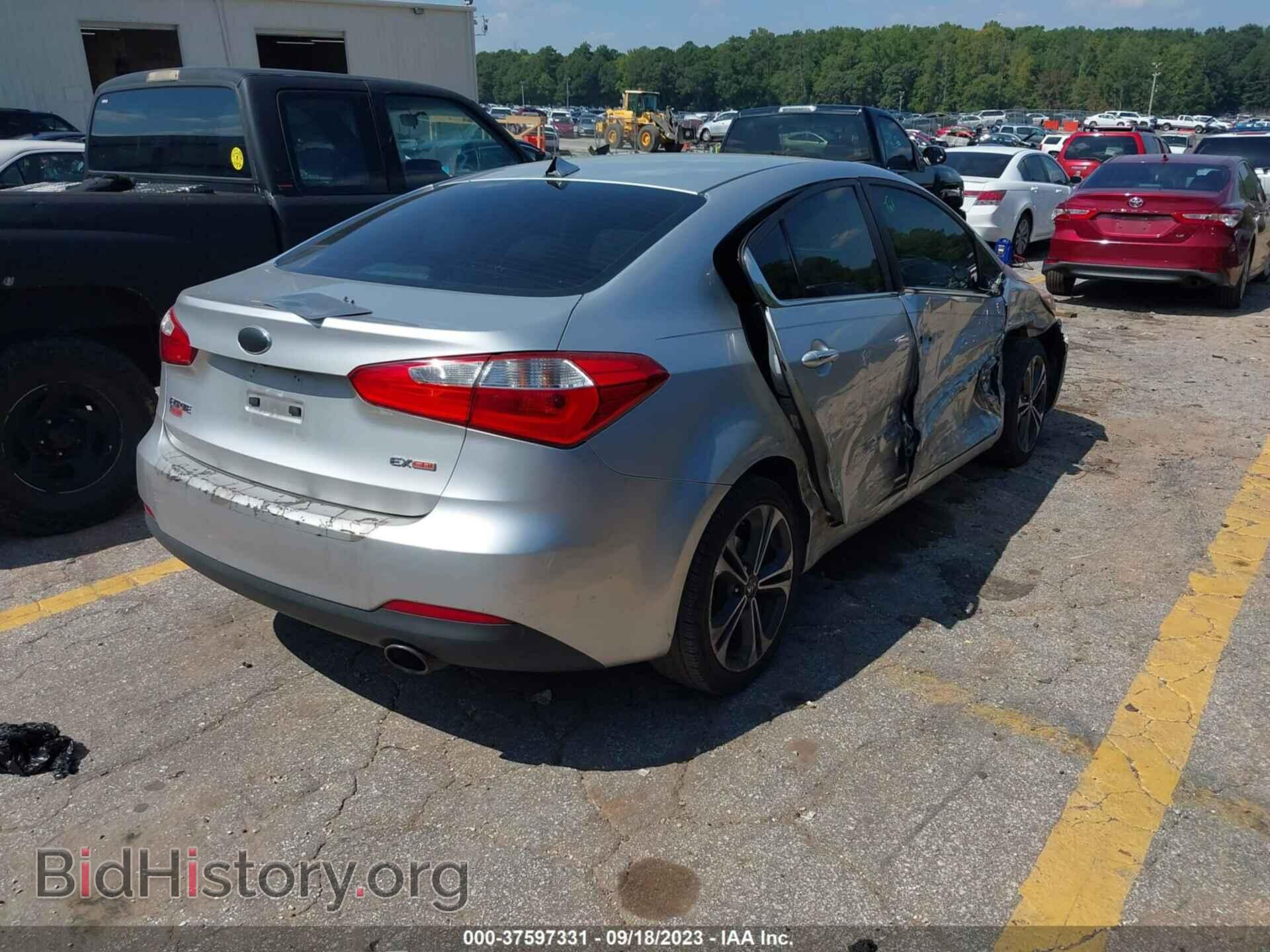 2014 KIA FORTE - VIN: KNAFX4A86E5121477 - Фото 4
