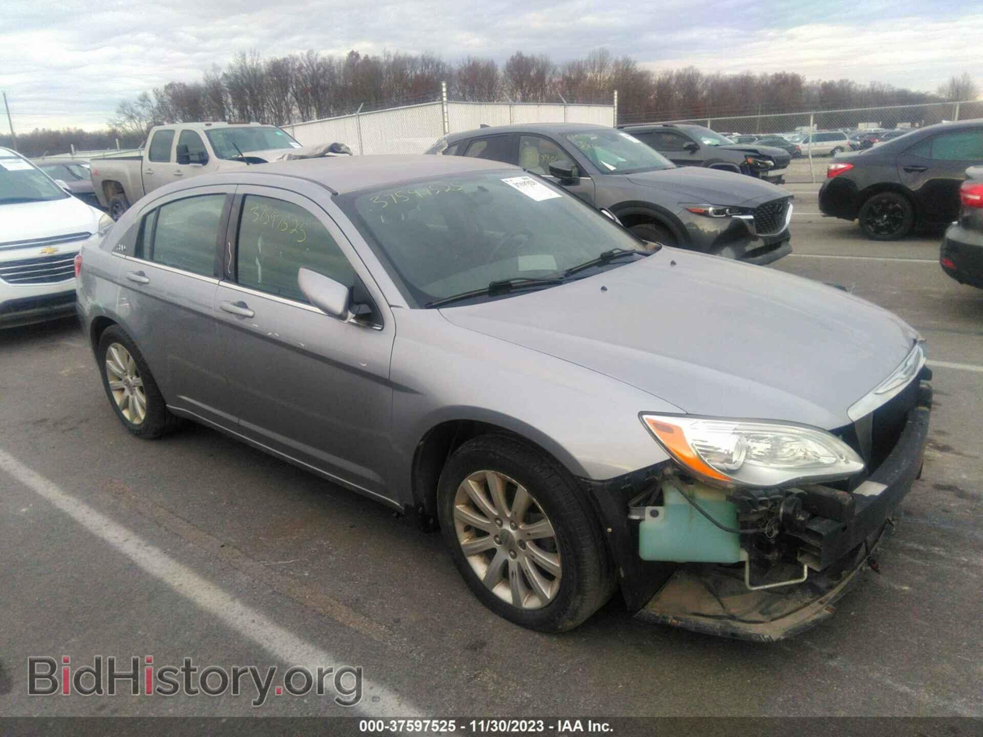 Фотография 1C3CCBBB4DN601424 - CHRYSLER 200 2013