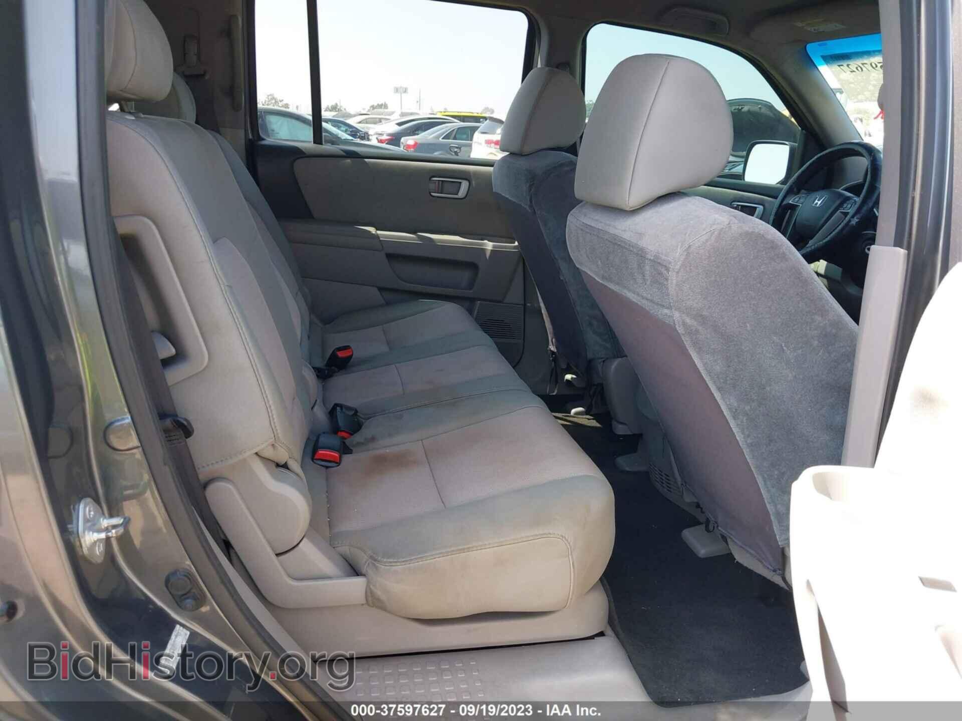 2011 HONDA PILOT - VIN: 5FNYF3H40BB017797 - Photo 8