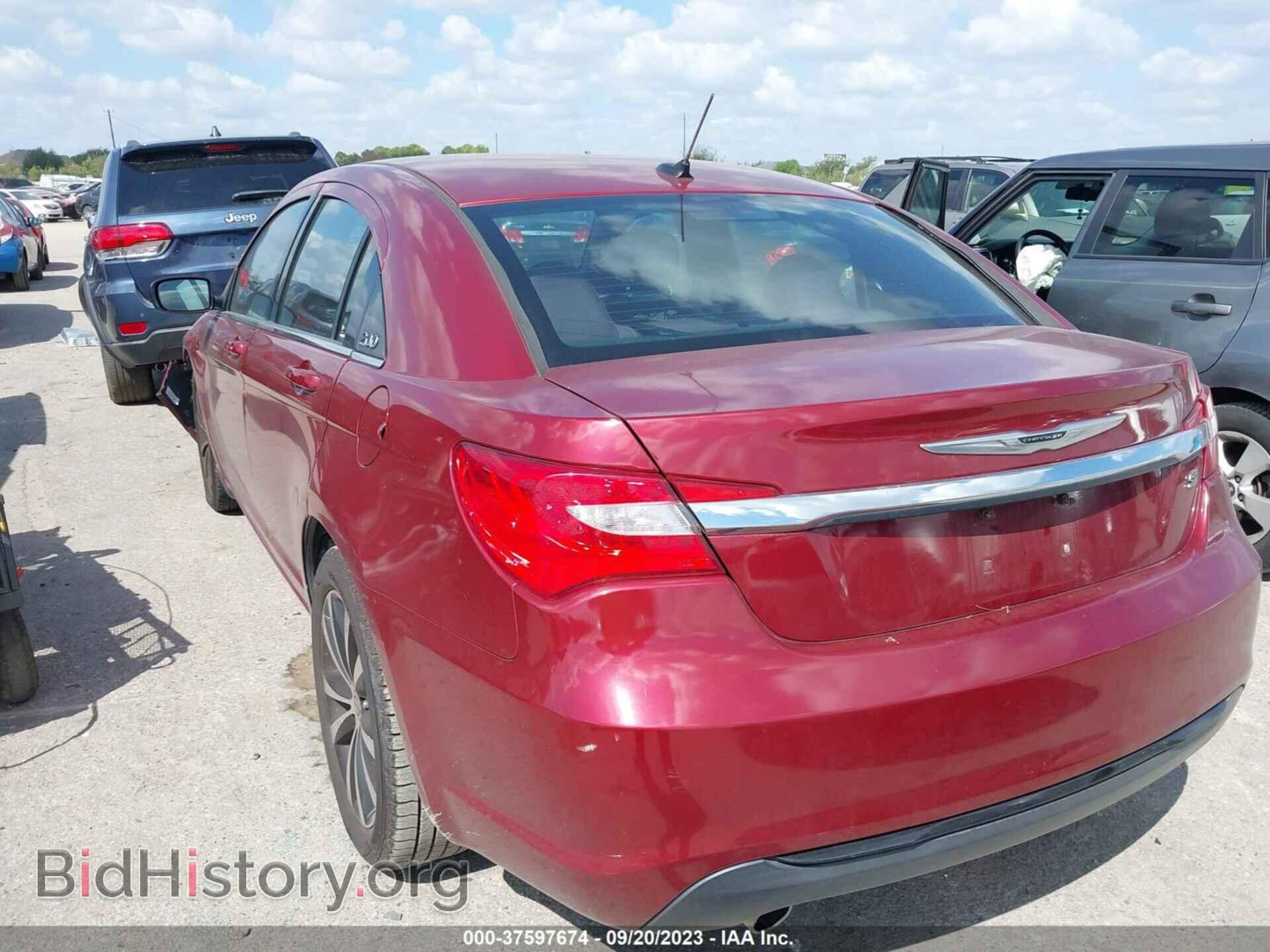 2012 CHRYSLER 200 - VIN: 1C3CCBBG7CN250423 - Фото 3