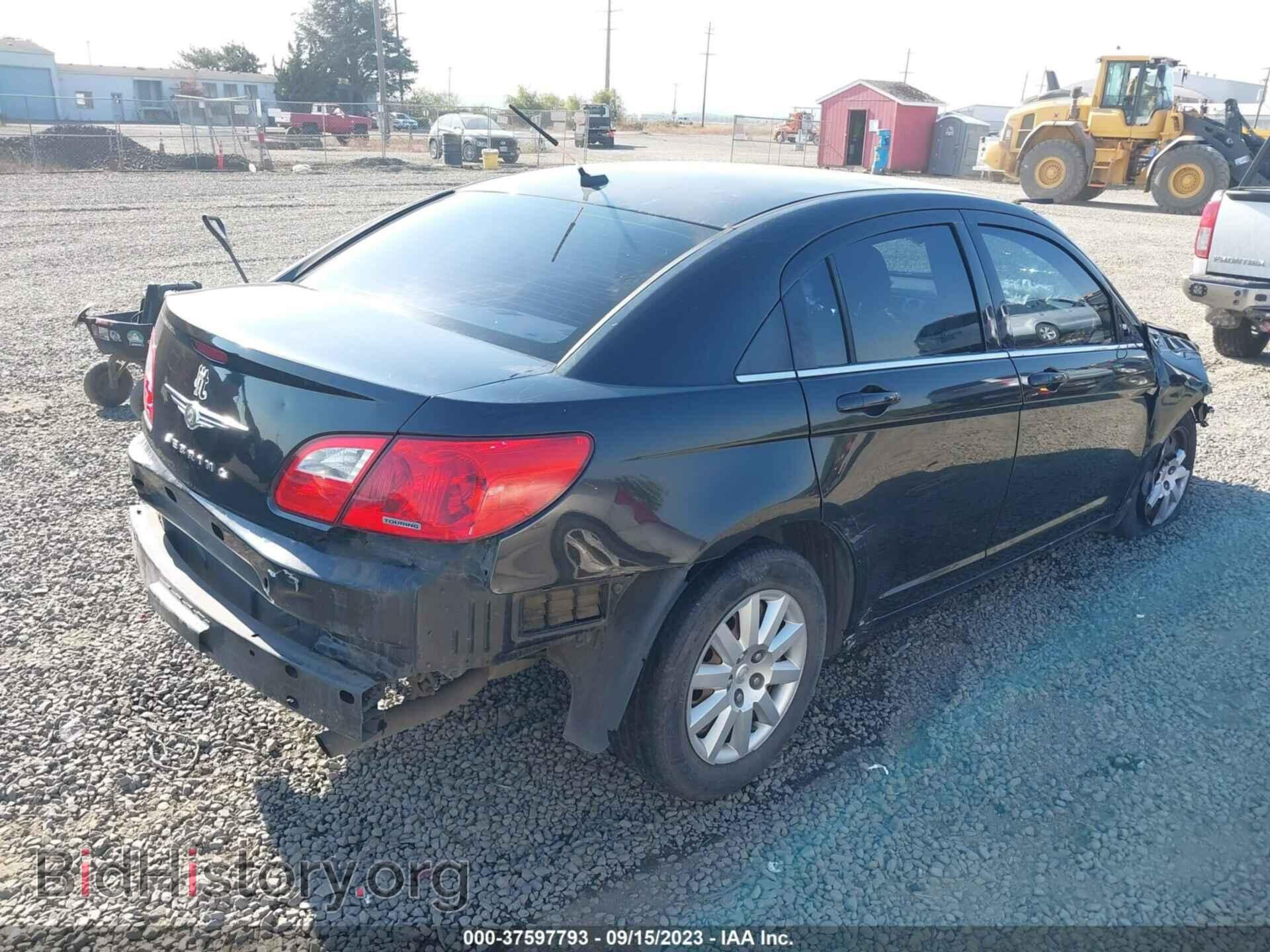 2010 CHRYSLER SEBRING - VIN: 1C3CC4FB1AN212788 - Фото 4