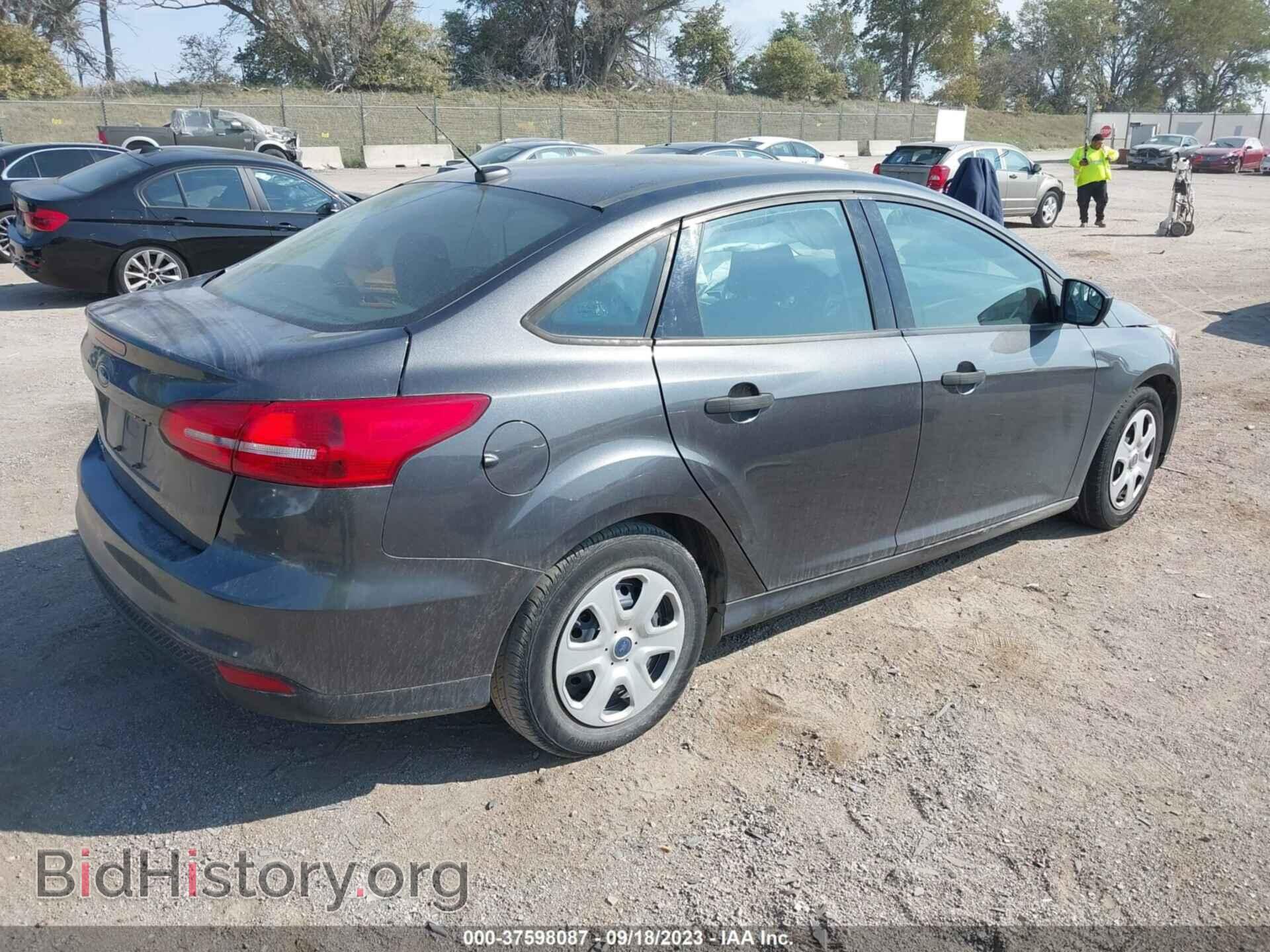 2018 FORD FOCUS - VIN: 1FADP3E26JL236120 - Фото 4