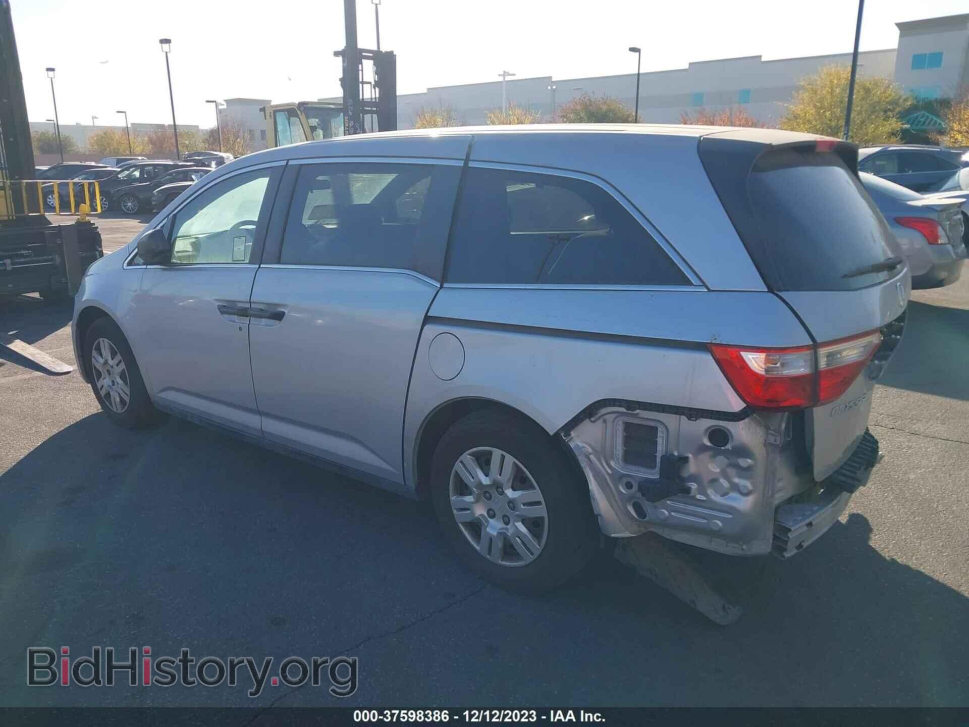 2013 HONDA ODYSSEY - VIN: 5FNRL5H27DB024109 - Фото 3