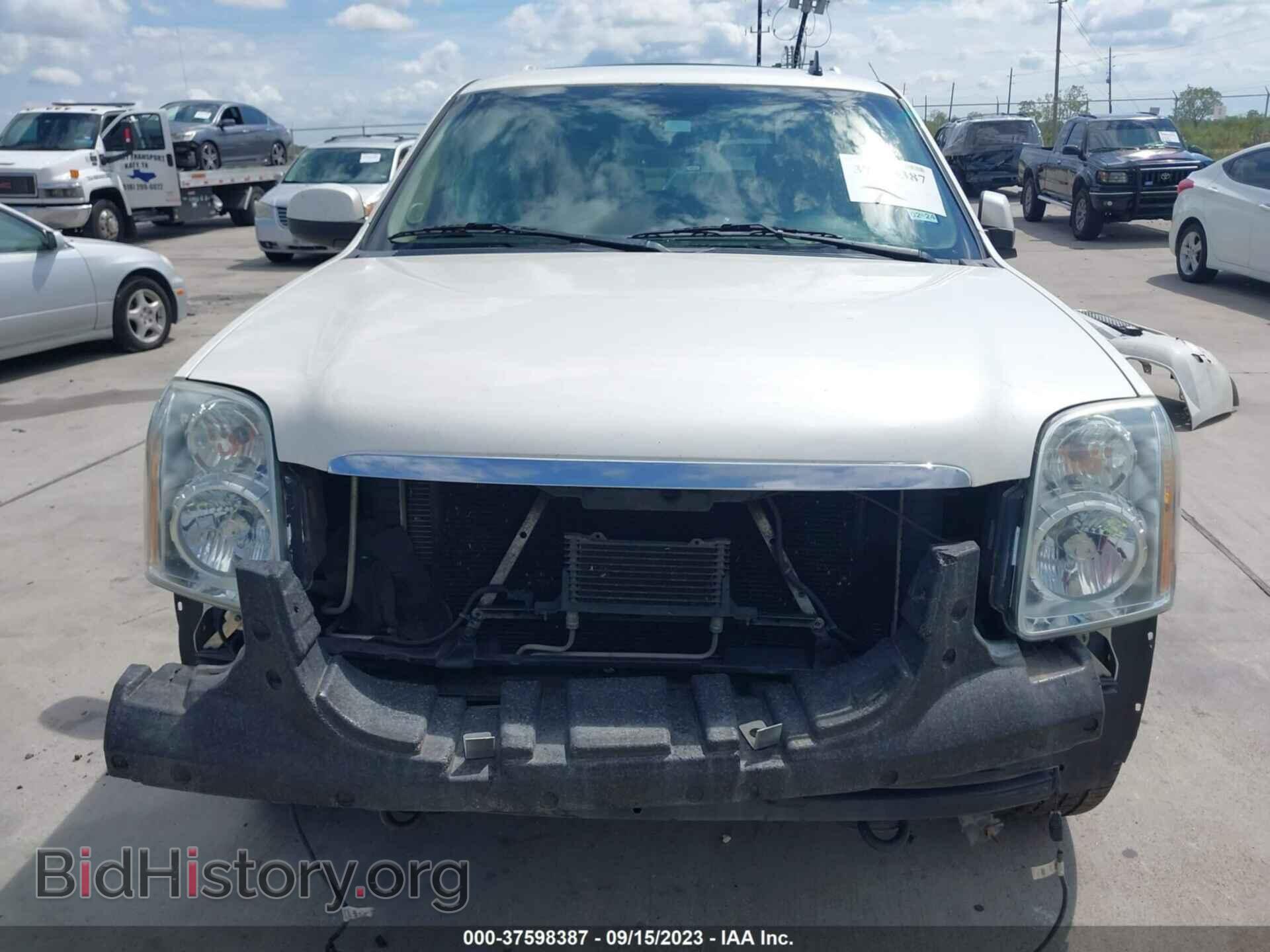 2013 GMC YUKON - VIN: 1GKS1EEFXDR334283 - Photo 6