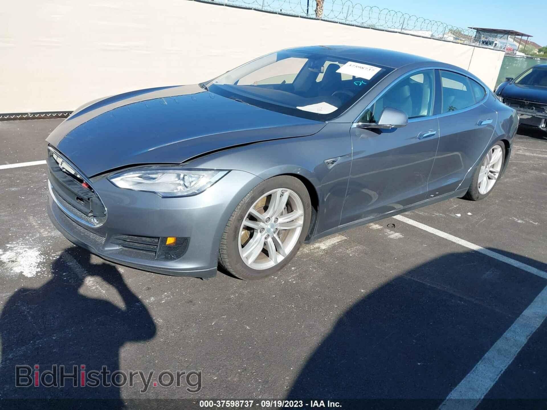 2013 TESLA MODEL S - VIN: 5YJSA1ACXDFP10549 - Фото 2