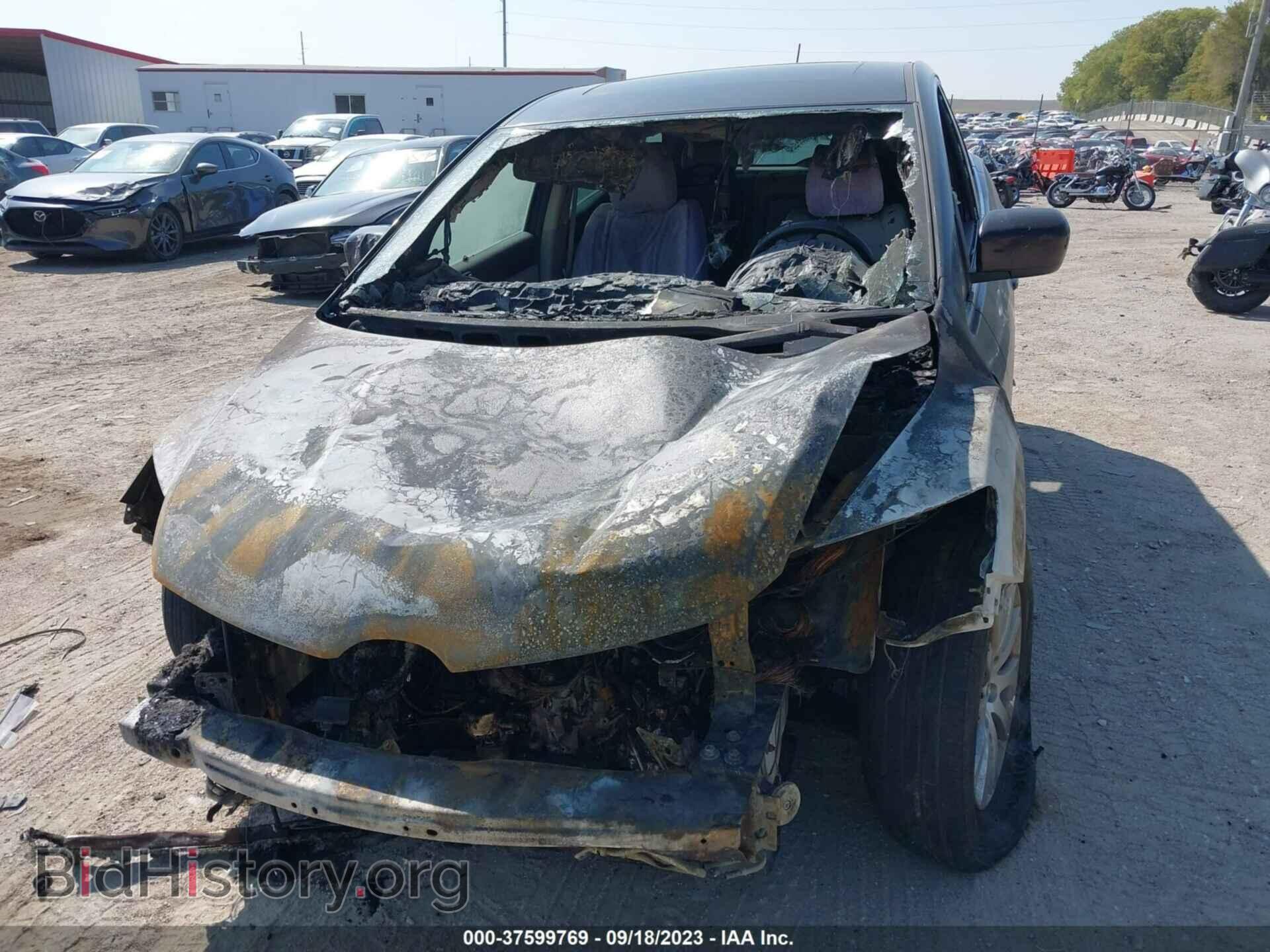 2011 MAZDA CX-7 - VIN: JM3ER2B51B0388088 - Фото 6