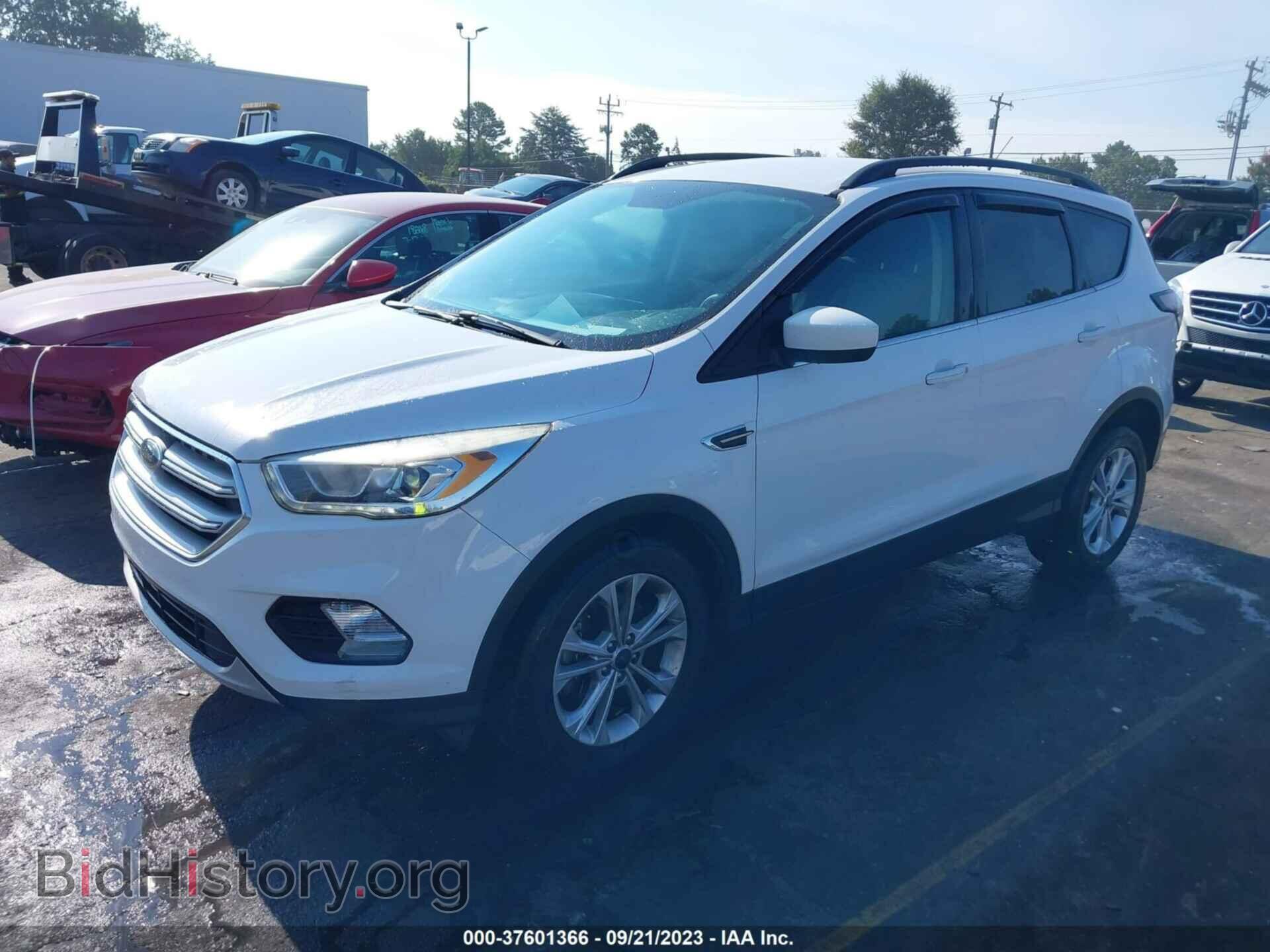 2017 FORD ESCAPE - VIN: 1FMCU9GD7HUD94496 - Photo 2