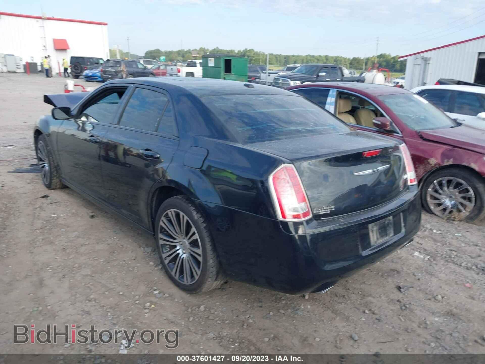 2014 CHRYSLER 300 - VIN: 2C3CCABG4EH118404 - Фото 3