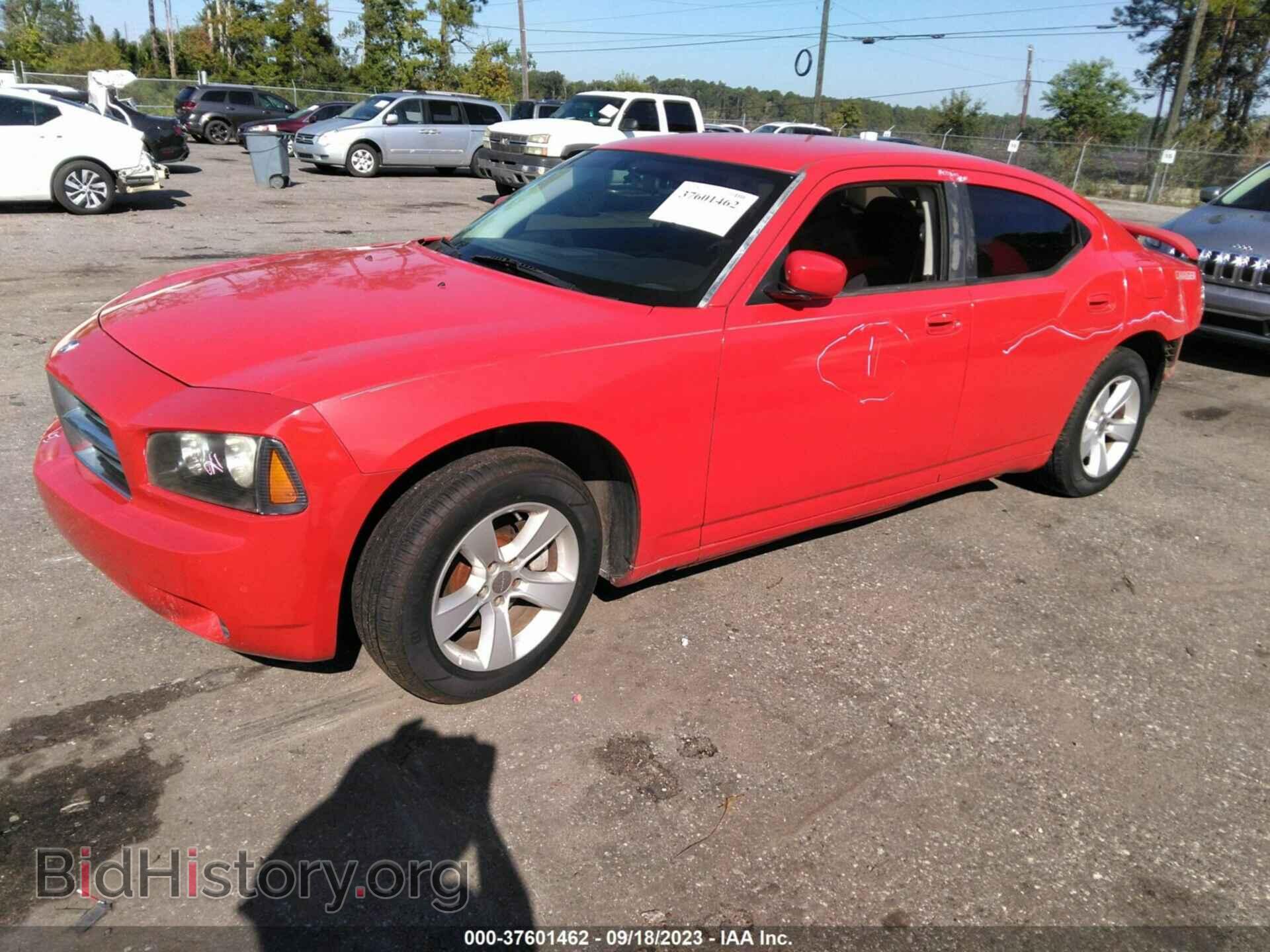 2010 DODGE CHARGER - VIN: 2B3CA4CD8AH132700 - Фото 2