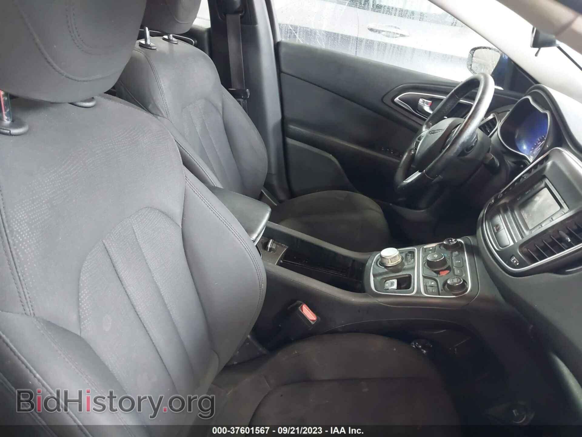 2016 CHRYSLER 200 - VIN: 1C3CCCAB6GN152548 - Фото 5