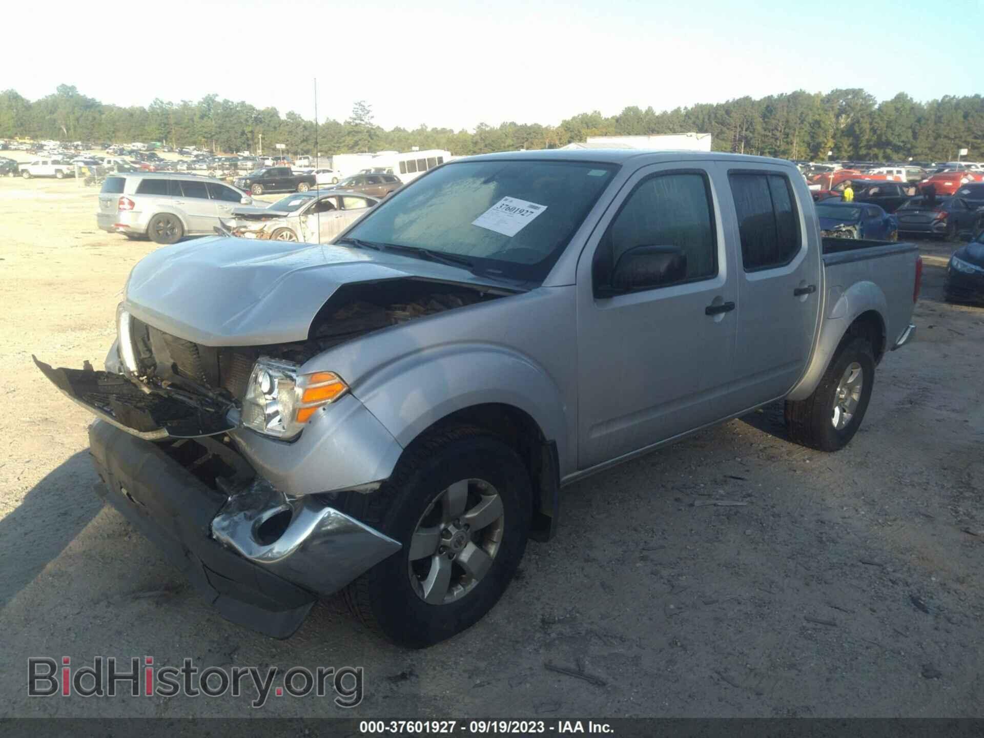 2011 NISSAN FRONTIER - VIN: 1N6AD0EV8BC446523 - Фото 2