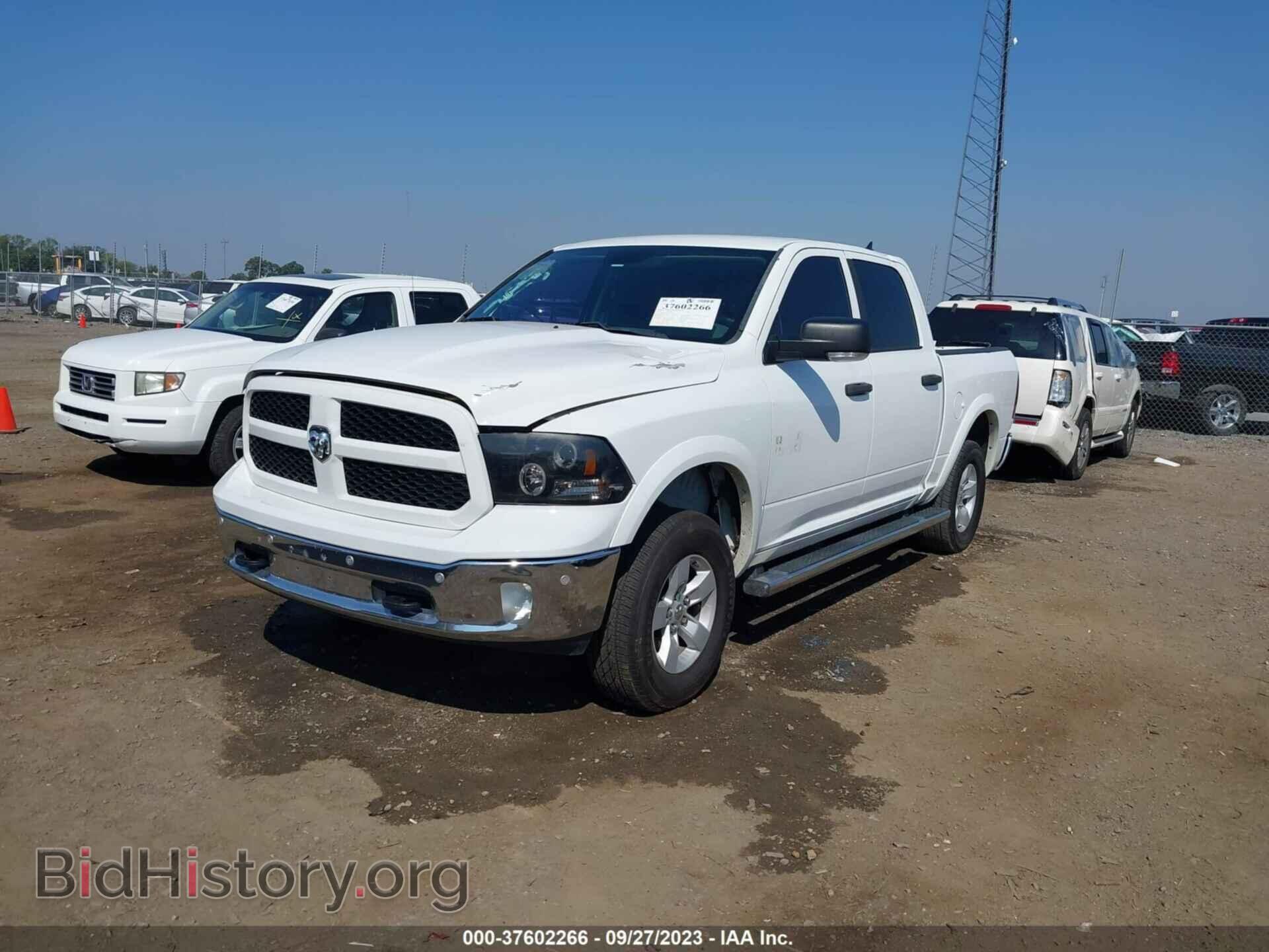 2016 RAM 1500 - VIN: 1C6RR7LG4GS206376 - Фото 2