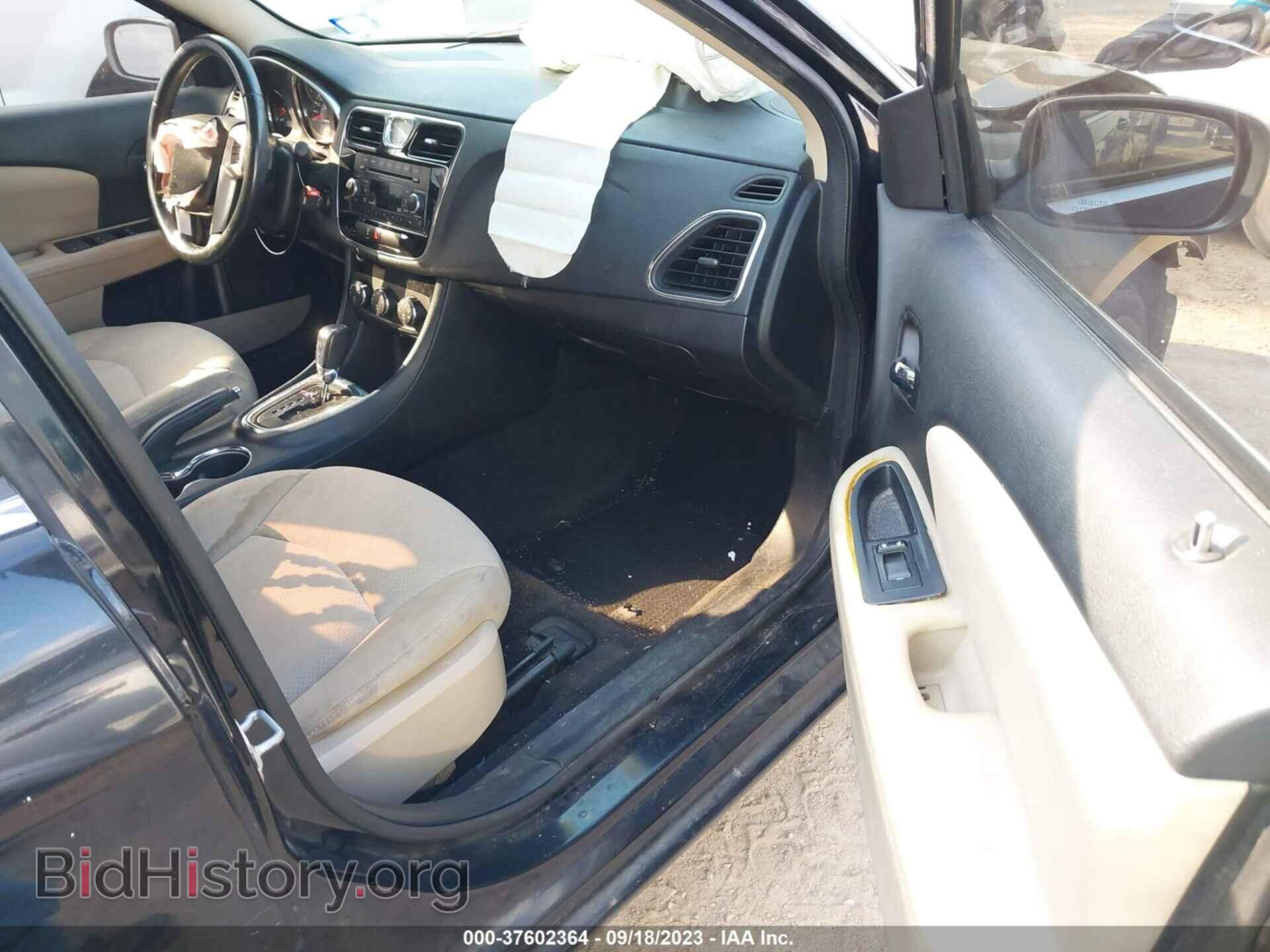 2013 CHRYSLER 200 - VIN: 1C3CCBBG8DN559691 - Фото 5