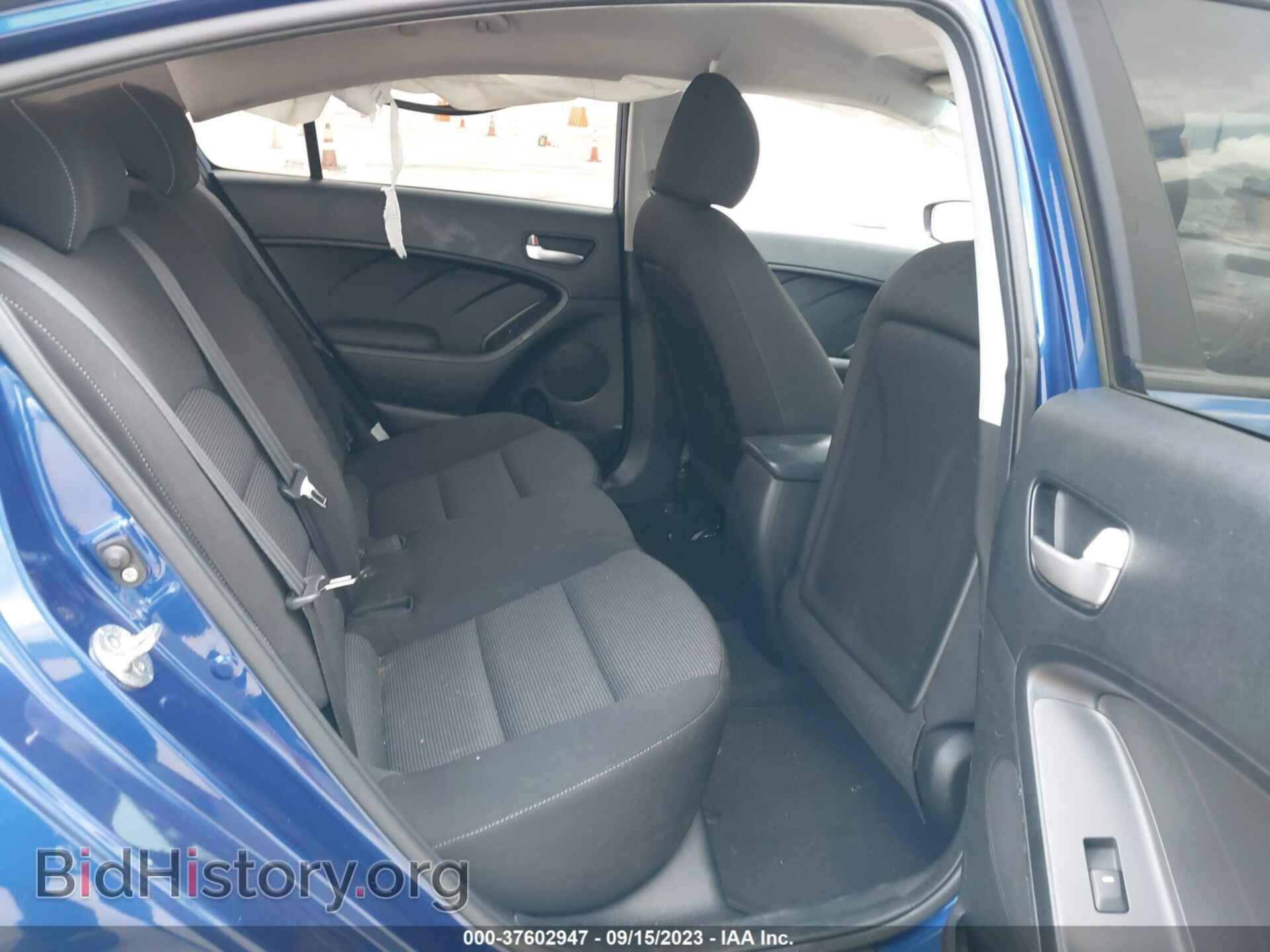 2017 KIA FORTE - VIN: 3KPFK4A78HE065429 - Фото 8