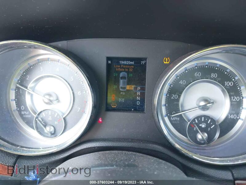 2014 Chrysler 300 (VIN 2C3CCAAG3EH228555) — фото 7 из 11