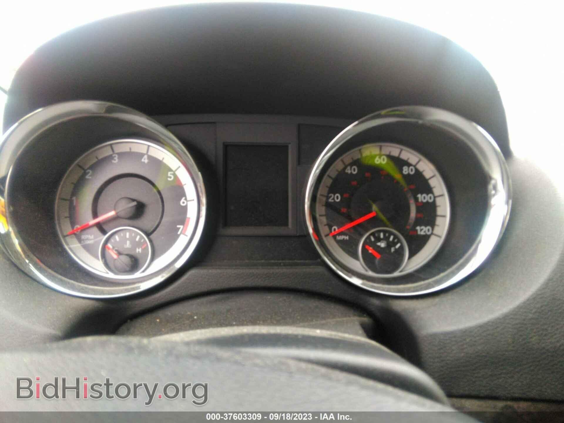 2011 DODGE GRAND CARAVAN - VIN: 2D4RN5DG3BR651311 - Фото 7