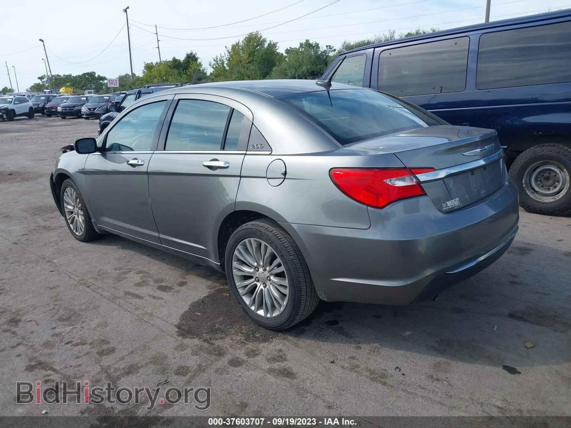 2012 CHRYSLER 200 - VIN: 1C3CCBCG5CN277733 - Фото 3